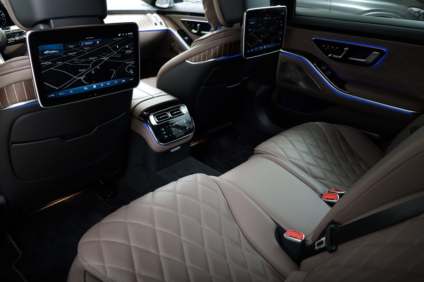 MERCEDES-BENZ S 580 e L 4Matic AMG Line 9G-Tronic-image-11