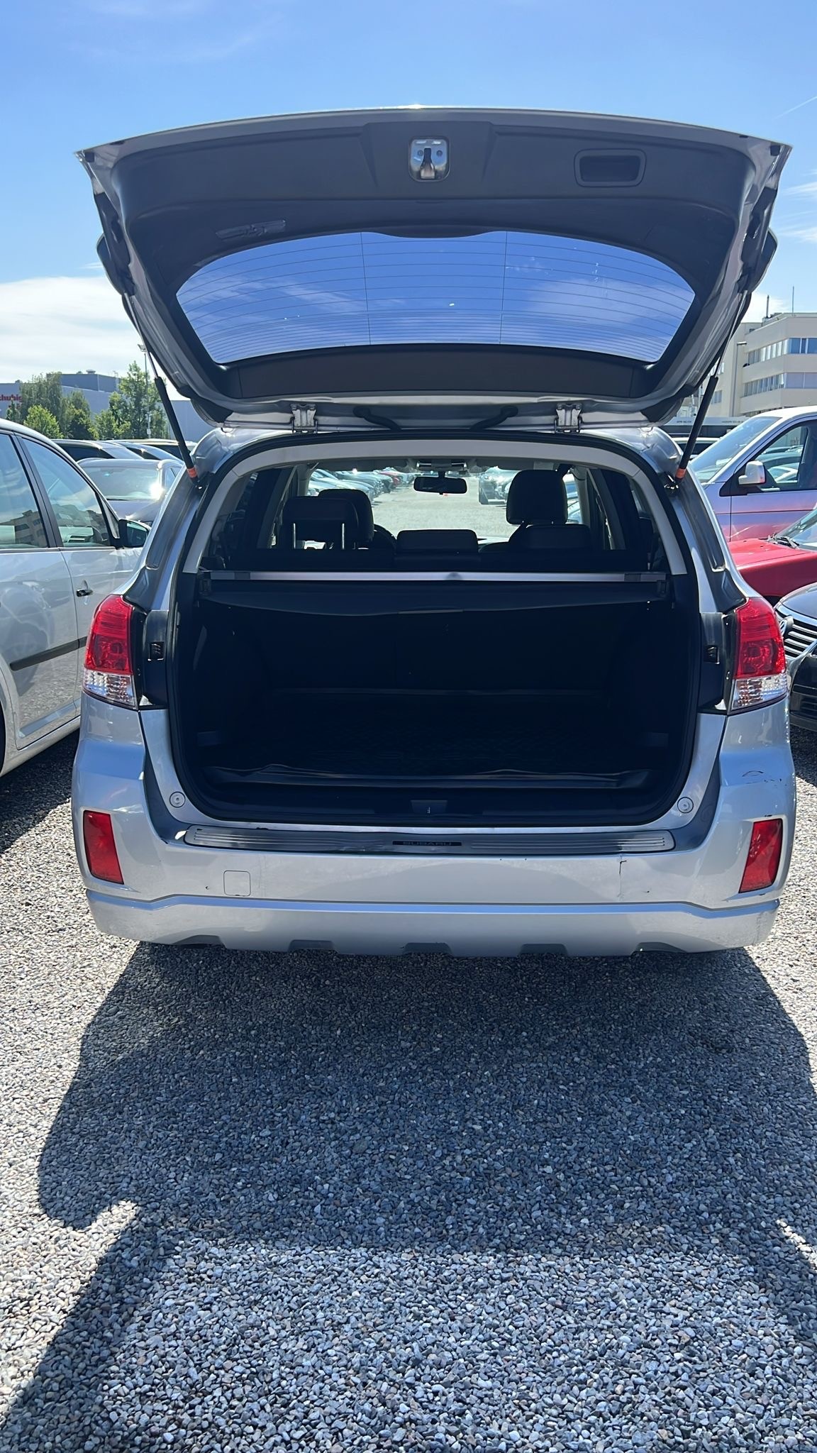 SUBARU Outback 2.0D Limited Classic AWD Lineartronic-image-4