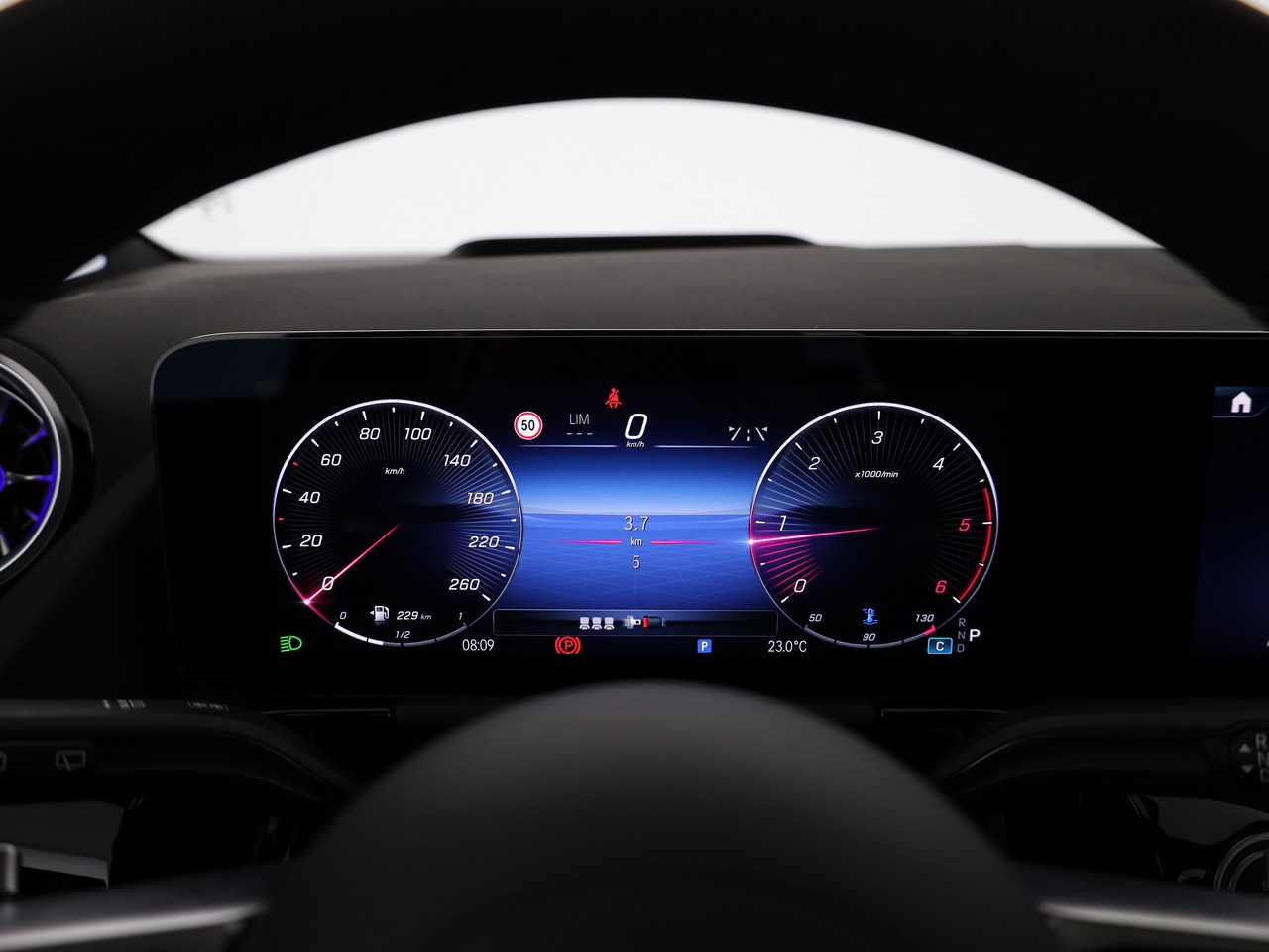 MERCEDES-BENZ GLA 220d 4Matic 8G-DCTSwiss Star-image-14