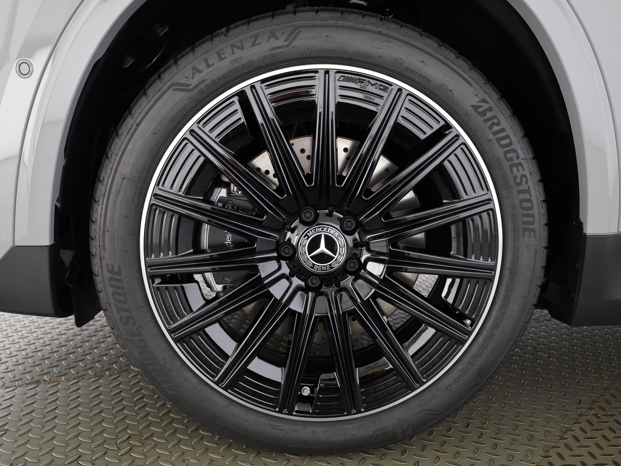 MERCEDES-BENZ GLA 220d 4Matic 8G-DCTSwiss Star-image-22