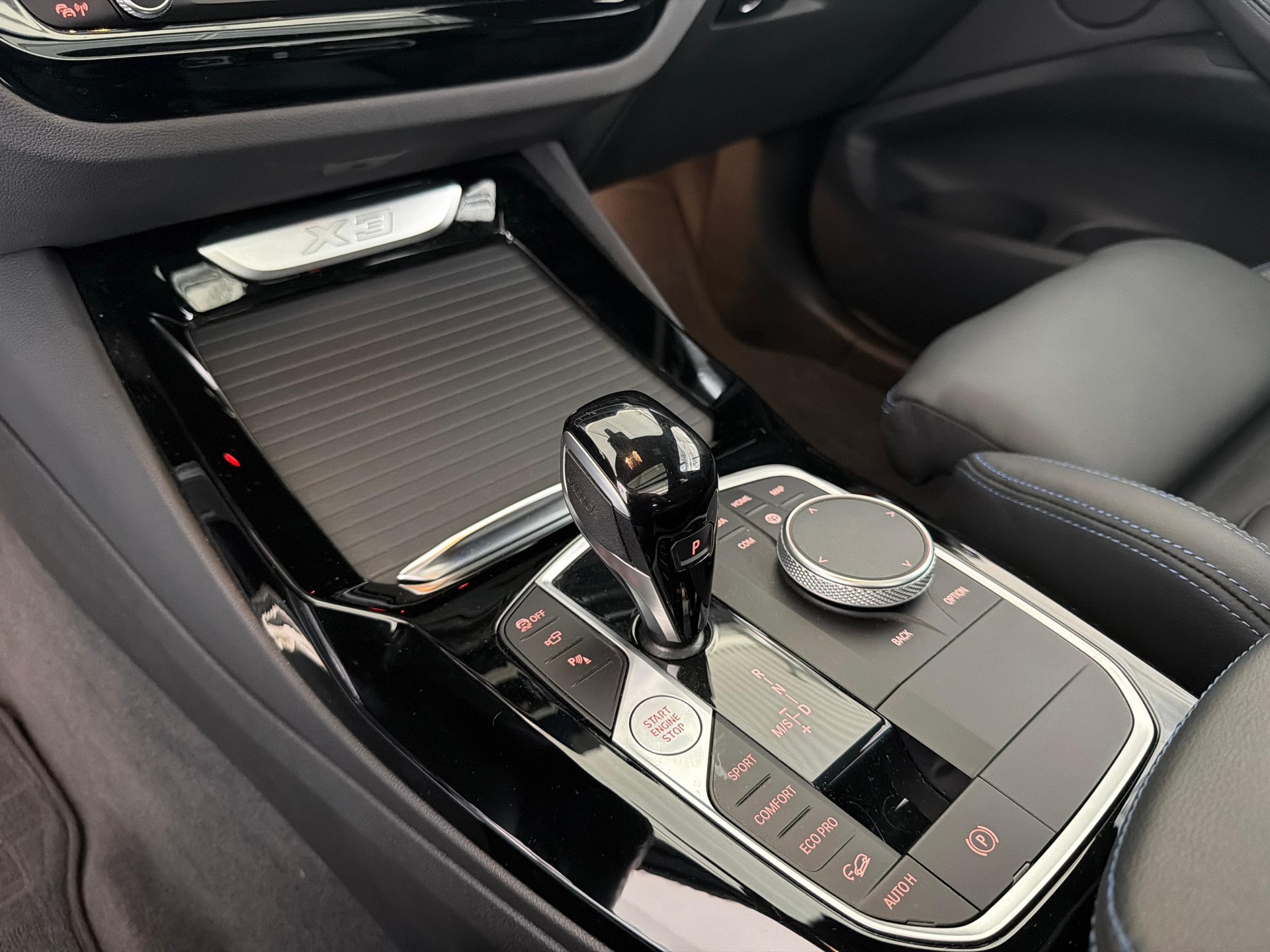 BMW X3 20d xDrive SAG-image-16