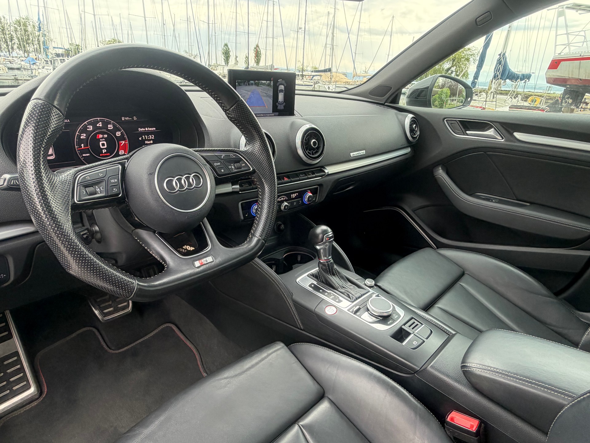 AUDI S3 Sportback 2.0 TFSI quattro-image-6
