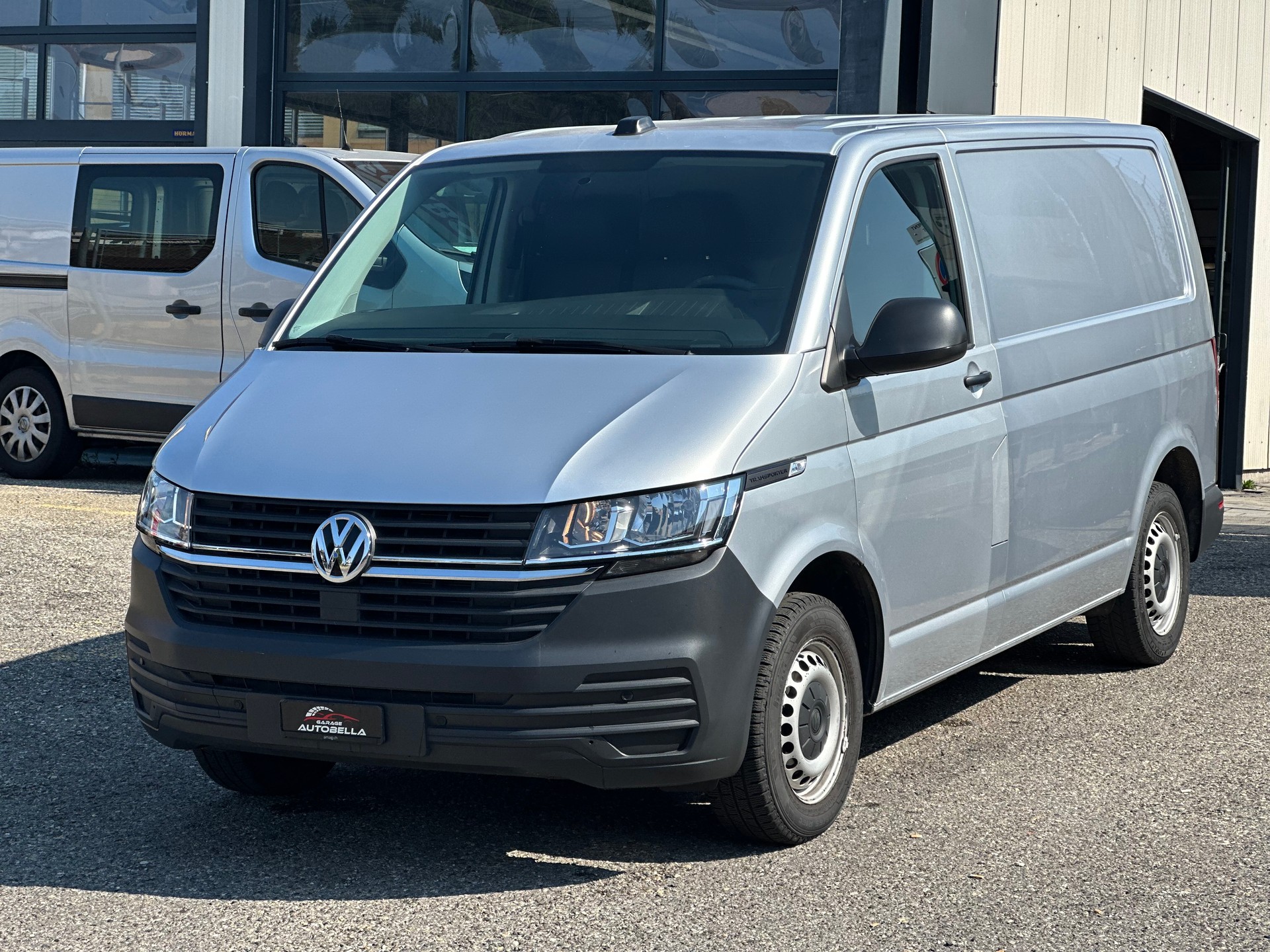 VW T6.1 2.0 TDI Entry-image-1