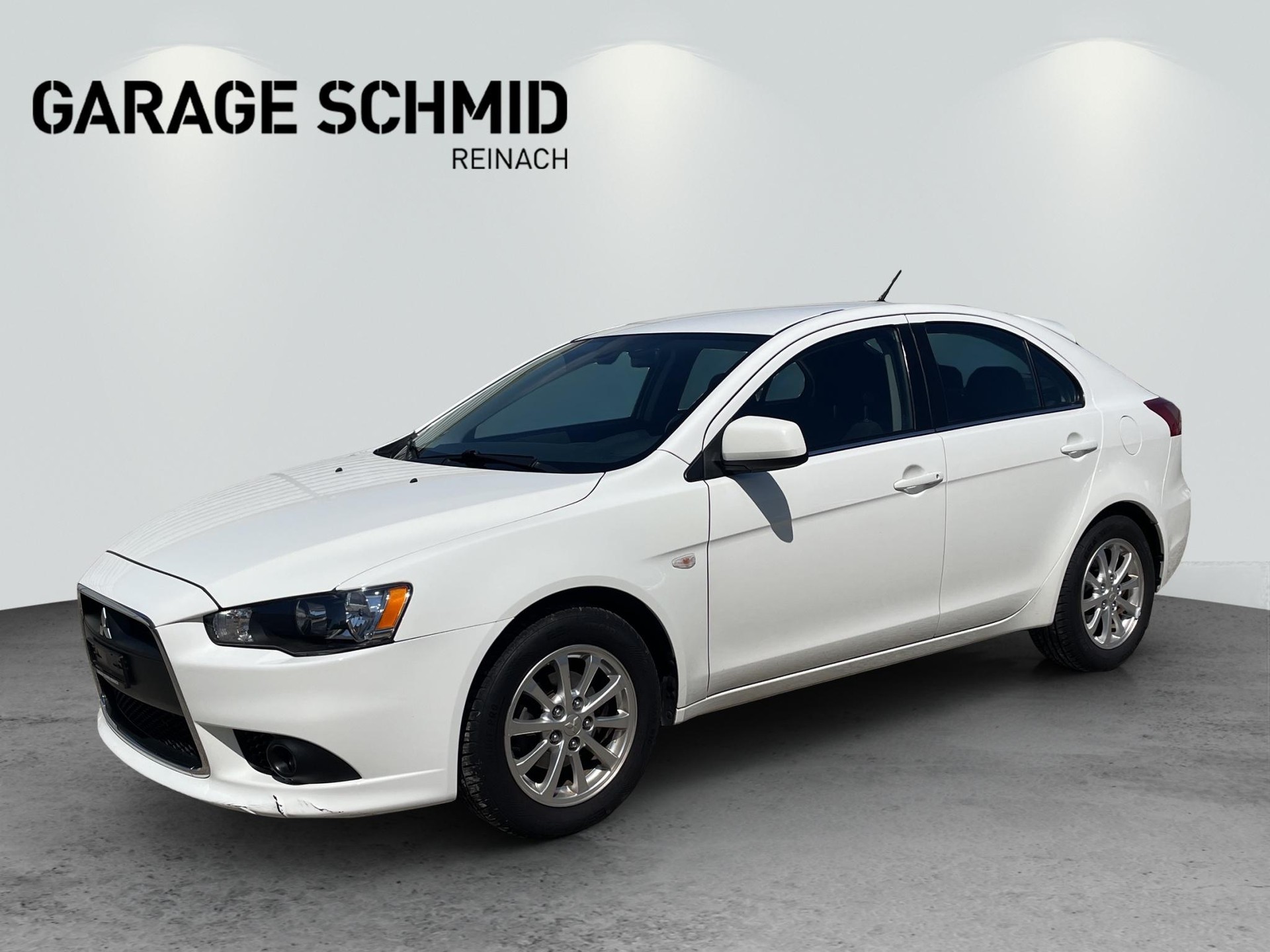 MITSUBISHI Lancer Sportback 1.8 MIVEC Invite CVT-image-0