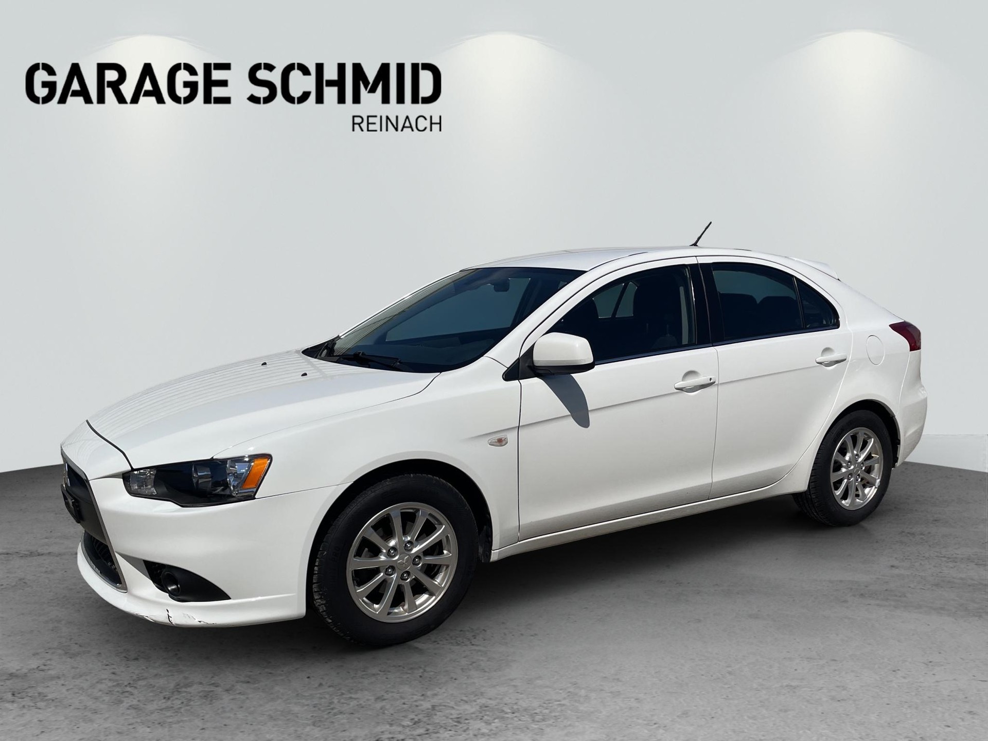 MITSUBISHI Lancer Sportback 1.8 MIVEC Invite CVT-image-2