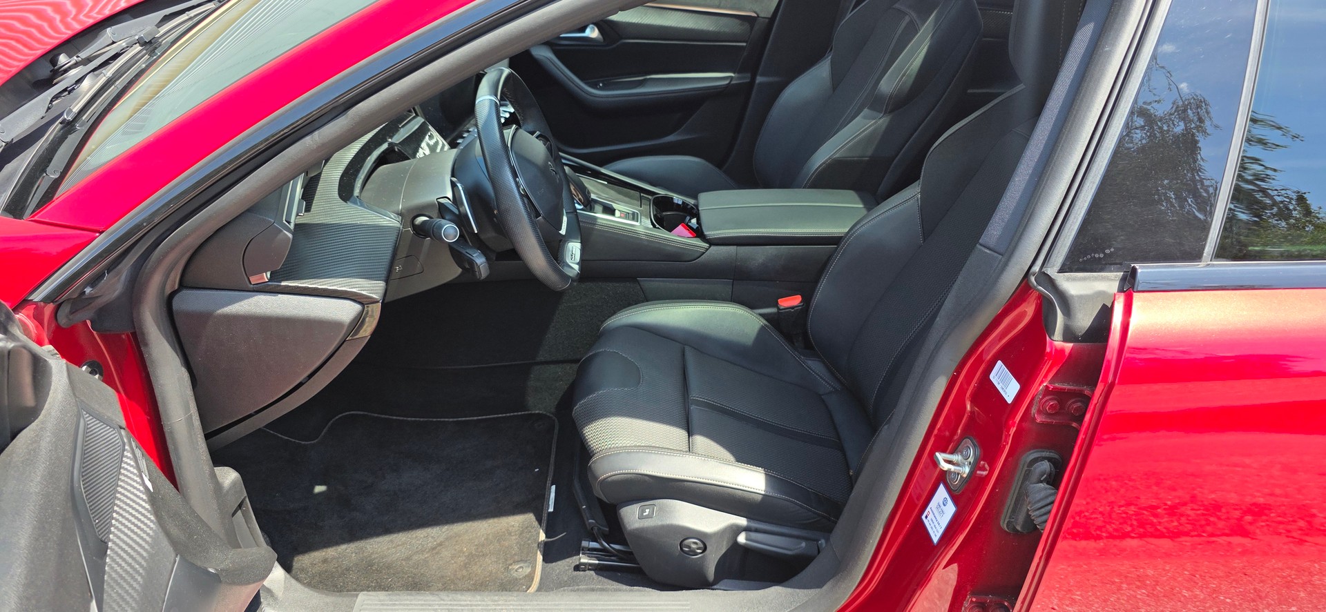 PEUGEOT 508 1.5 Blue HDI GT Line EAT8-image-6
