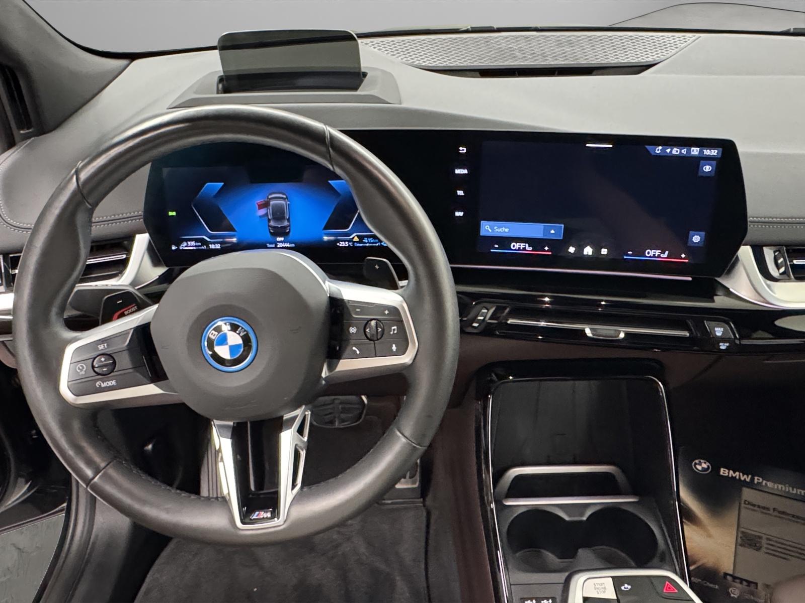 BMW 230e xDrive paddles Active Tourer-image-19