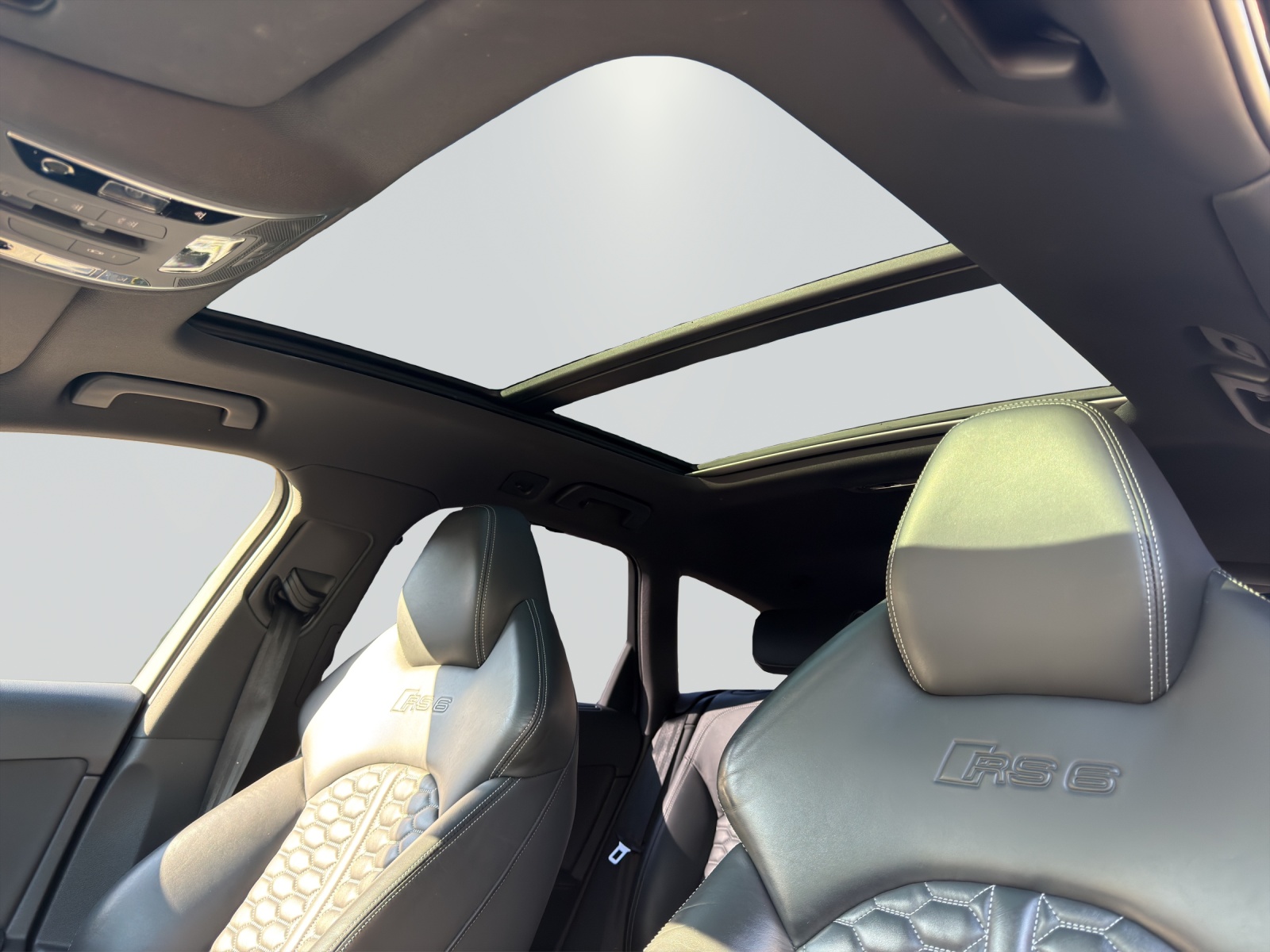 AUDI RS6 Avant 4.0 TFSI V8 quattro Tiptronic-image-15
