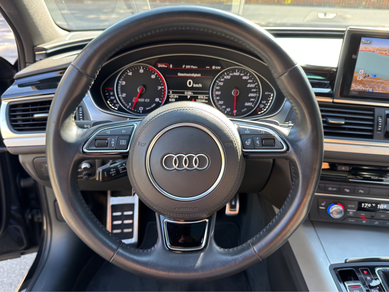 AUDI RS6 Avant 4.0 TFSI V8 quattro Tiptronic-image-14