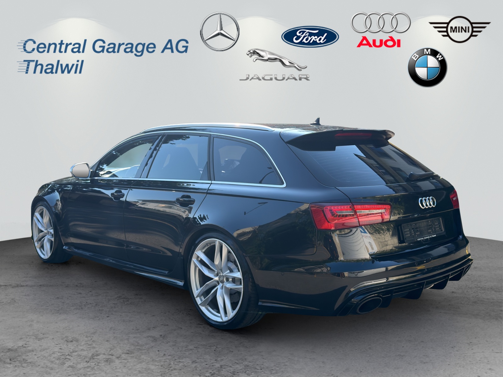 AUDI RS6 Avant 4.0 TFSI V8 quattro Tiptronic-image-3