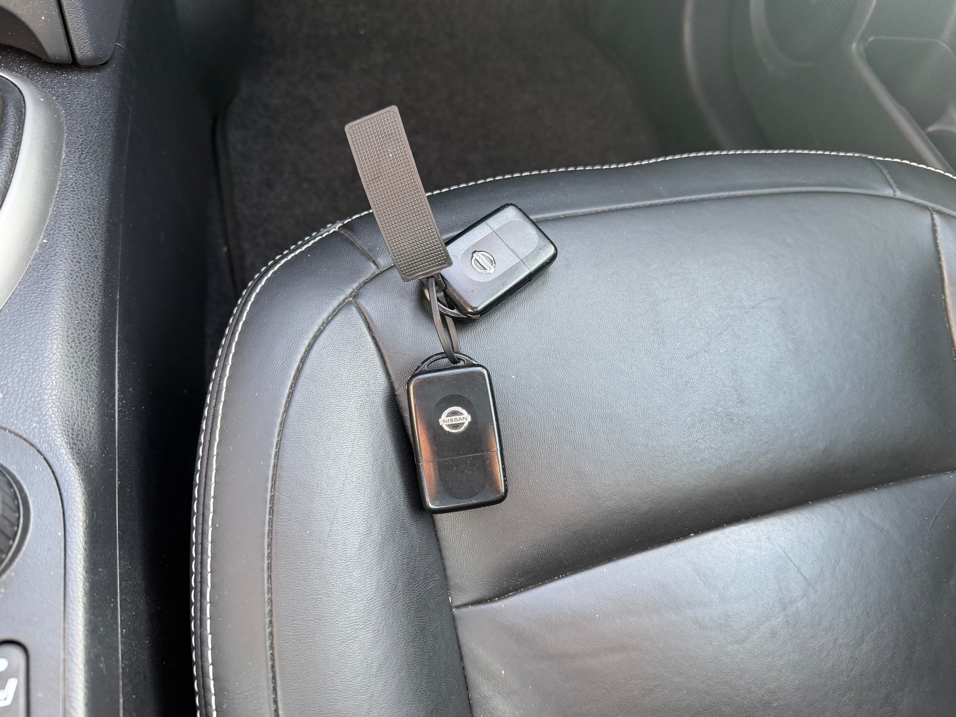 NISSAN Qashqai 2.0 4WD i-Way-image-23
