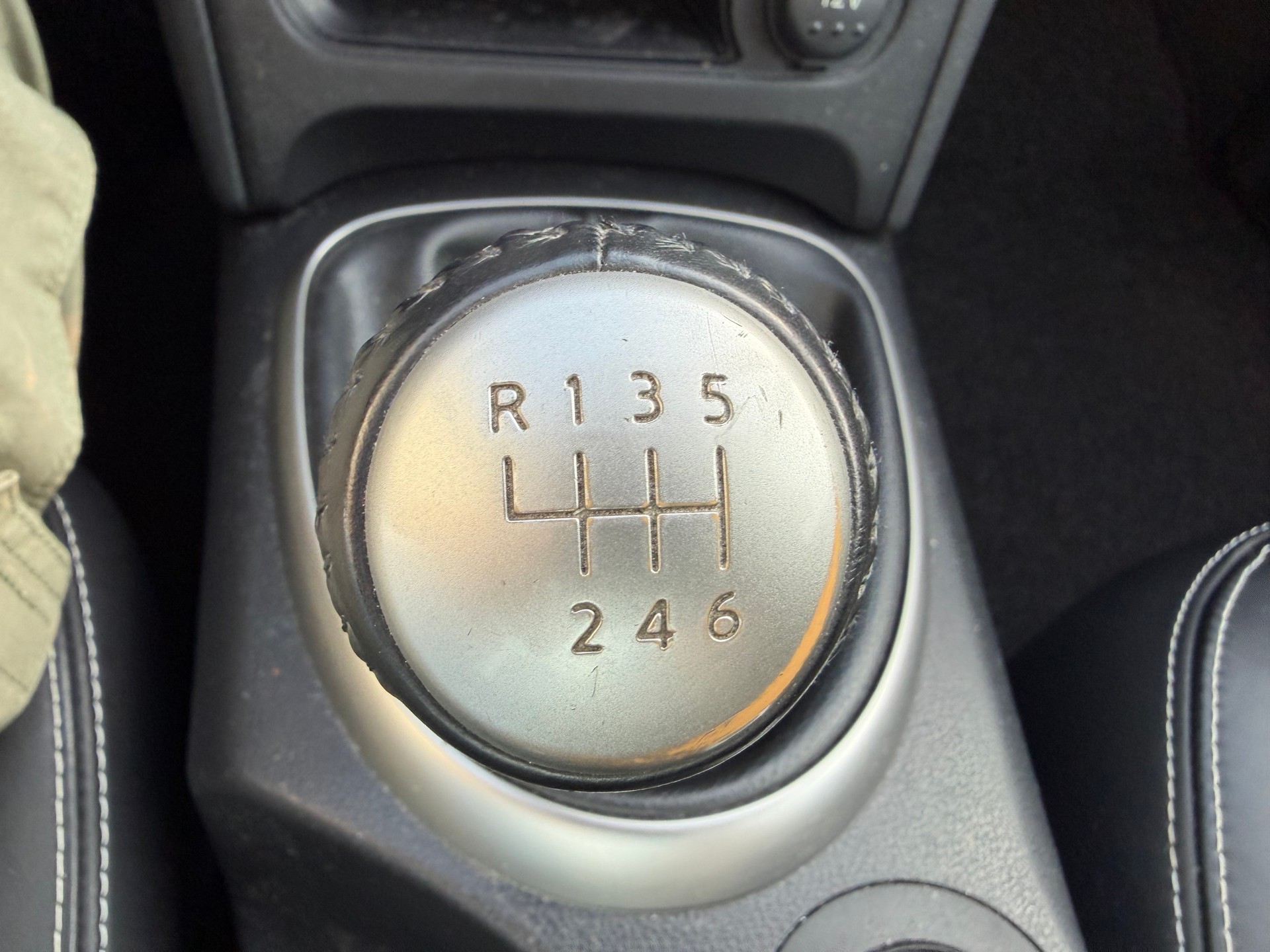 NISSAN Qashqai 2.0 4WD i-Way-image-30