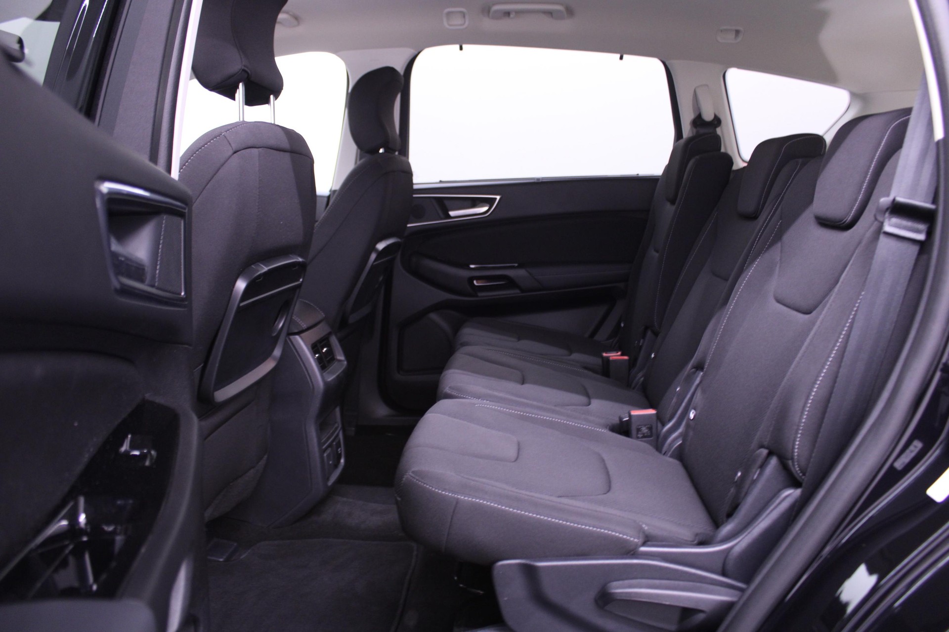 FORD S-Max 2.5 Hybrid Titanium 7P *LEASING 1.99%*-image-6