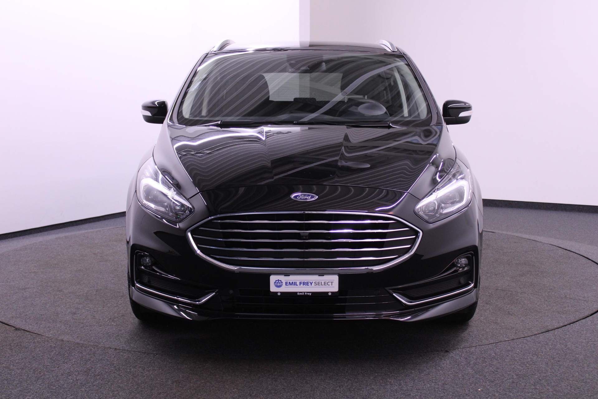 FORD S-Max 2.5 Hybrid Titanium 7P-image-1