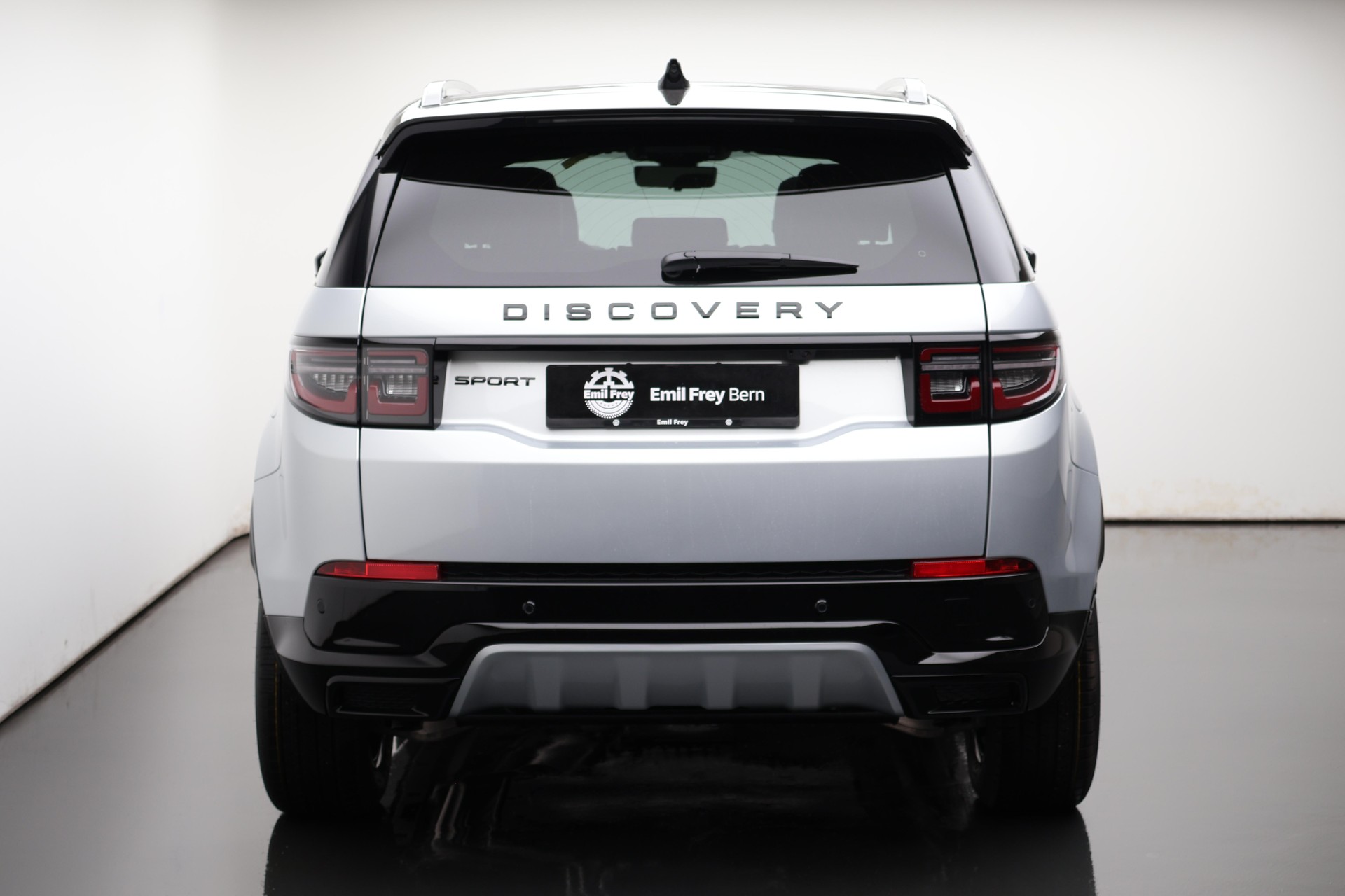 LAND ROVER Discovery Sport 1.5 T 270e Dynamic SE-image-5
