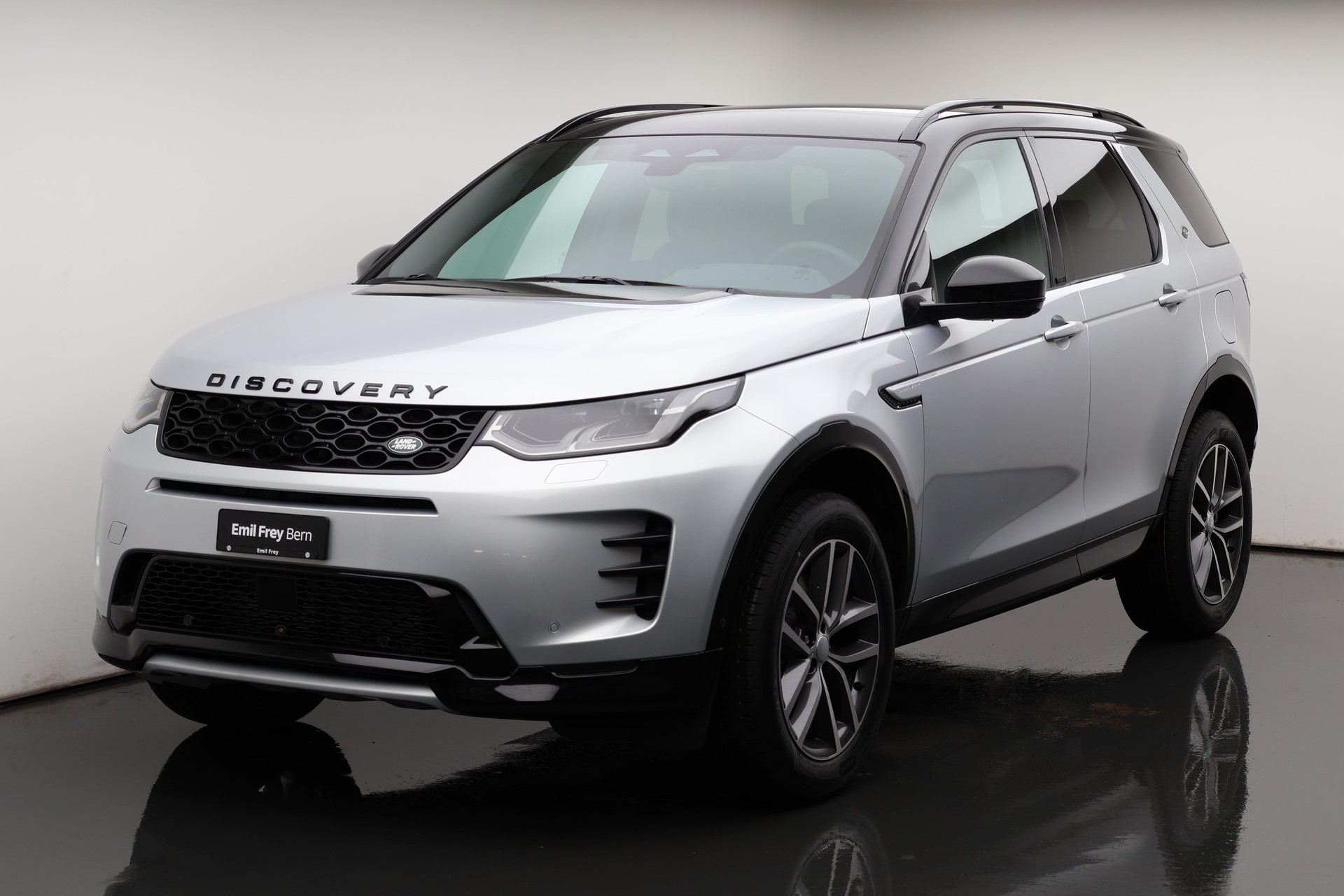 LAND ROVER Discovery Sport 1.5 T 270e Dynamic SE-image-0