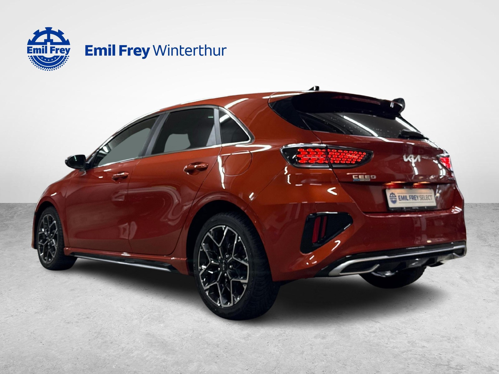 KIA Ceed 1.5 T-GDi MHEV GT-Line-image-2