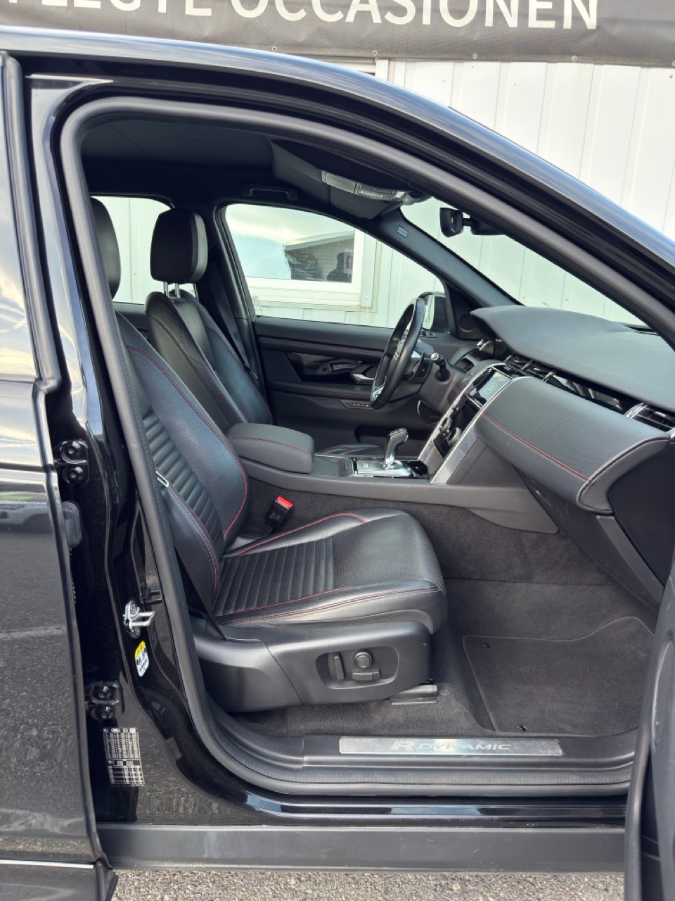 LAND ROVER Discovery Sport R Dyn P200 2.0 Si4 MHEV AT9 *BLACK*PANORMA*7 PLÄTZER*-image-15