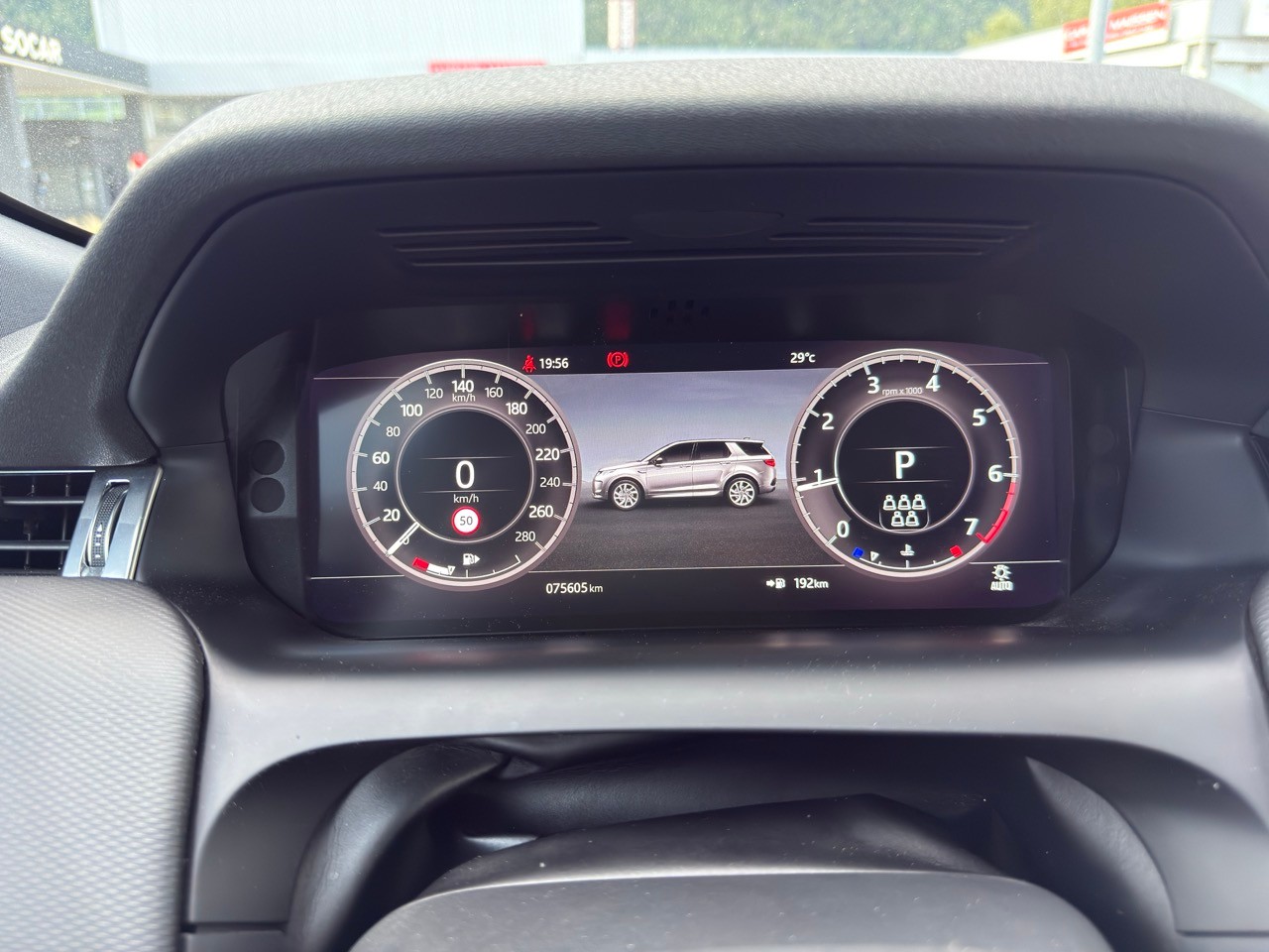 LAND ROVER Discovery Sport R Dyn P200 2.0 Si4 MHEV AT9 *BLACK*PANORMA*7 PLÄTZER*-image-21