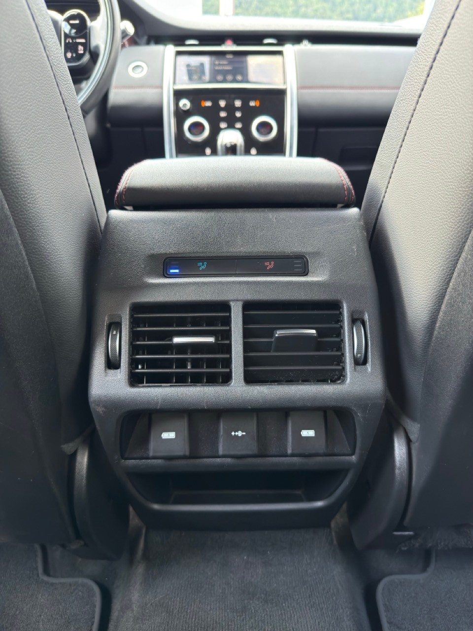 LAND ROVER Discovery Sport R Dyn P200 2.0 Si4 MHEV AT9 *BLACK*PANORMA*7 PLÄTZER*-image-20