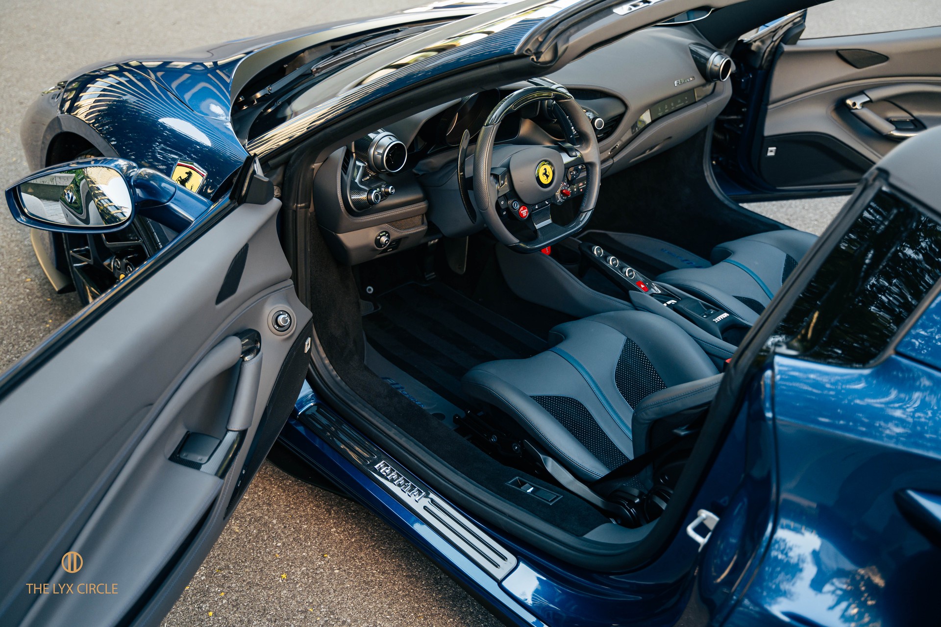 FERRARI F8 Spider-image-9
