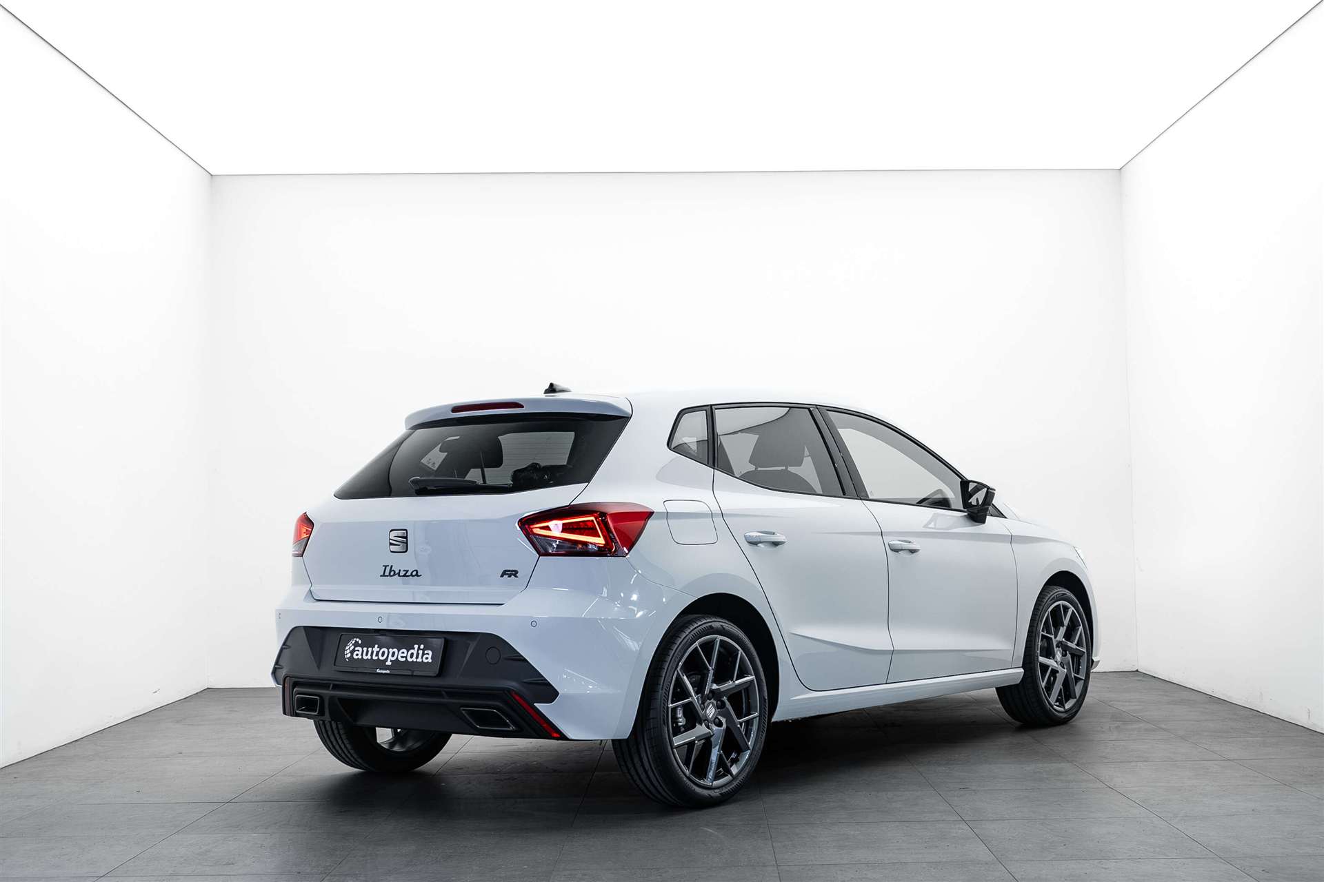 SEAT Ibiza 1.0 EcoTSi FR DSG-Automat NEW-showroom-element-2