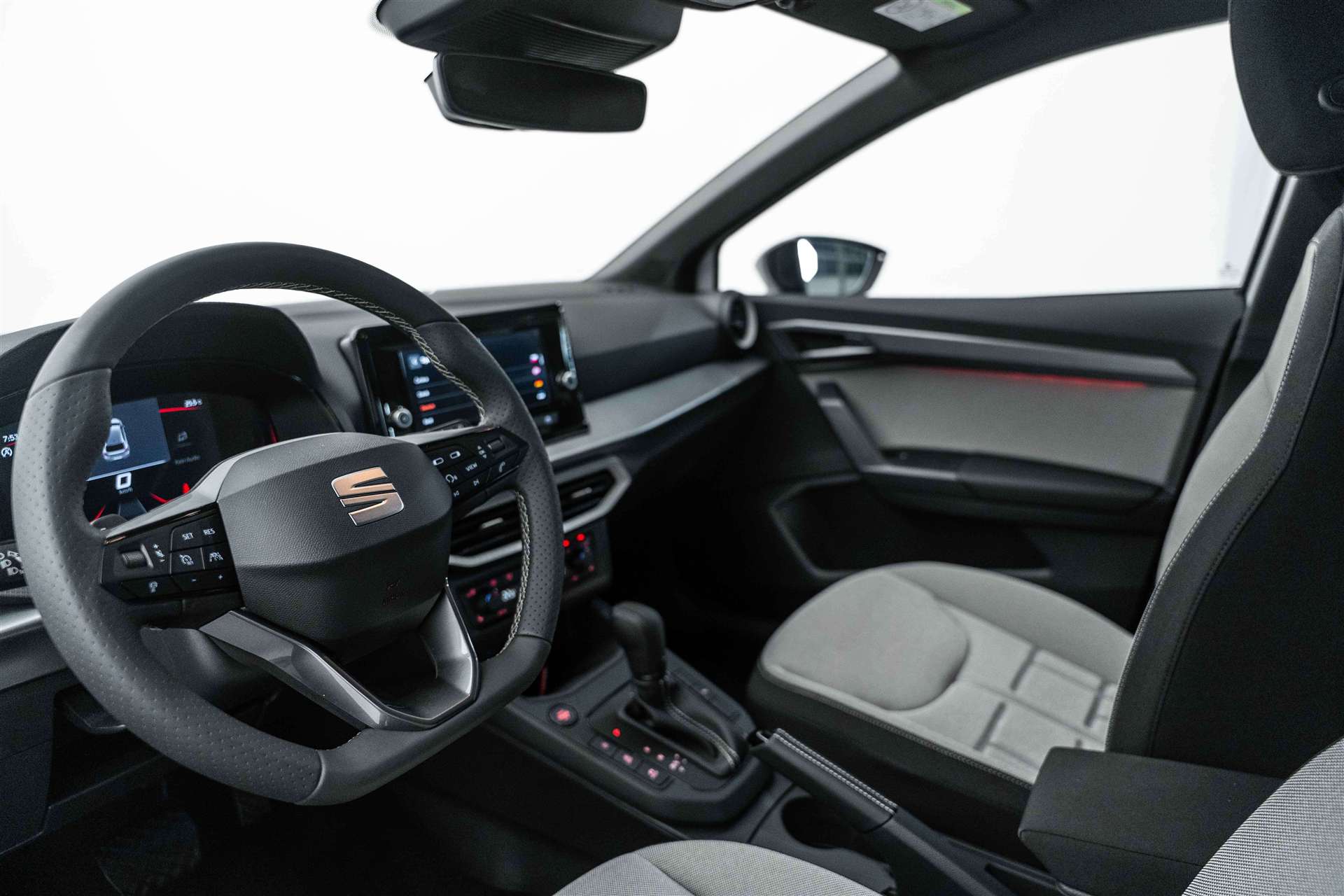 SEAT Ibiza 1.0 EcoTSi FR DSG-Automat NEW-image-7