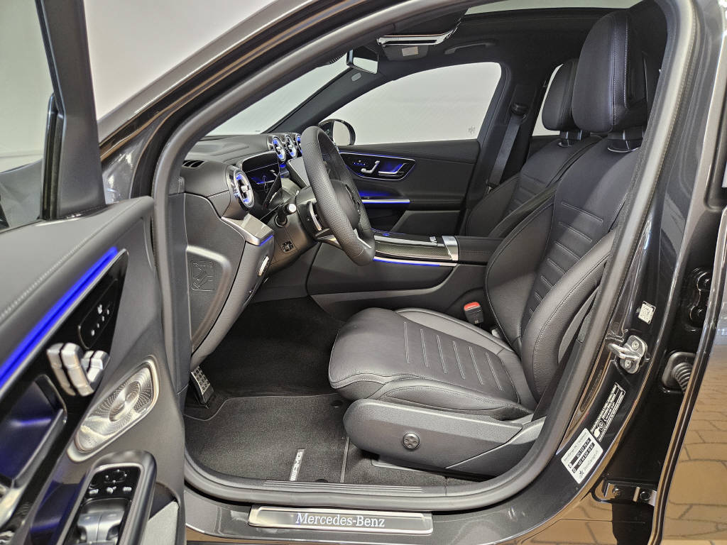 MERCEDES-BENZ GLC 220 d 4Matic AMG Line Coupé-image-6