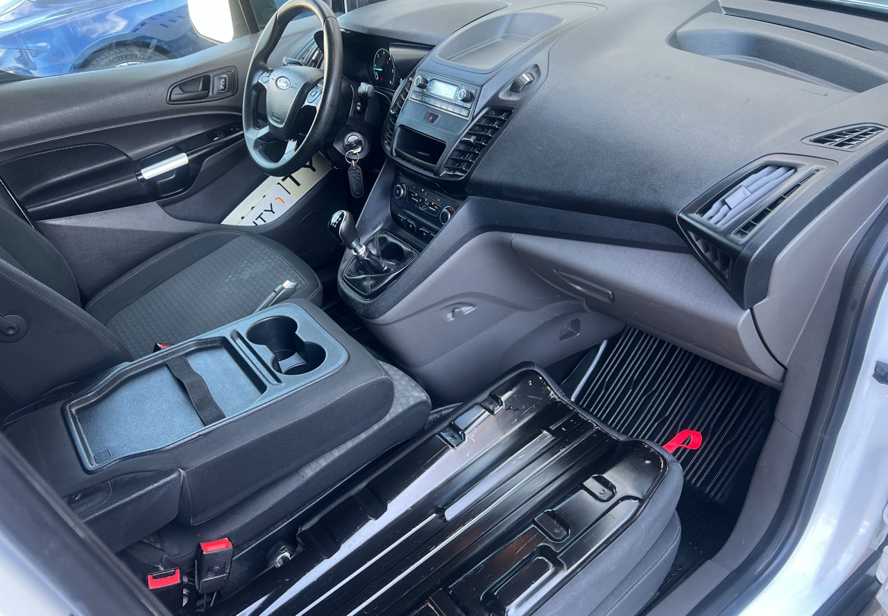 FORD Transit Connect Van T200 1.5 Eco Blue Ambiente-image-9