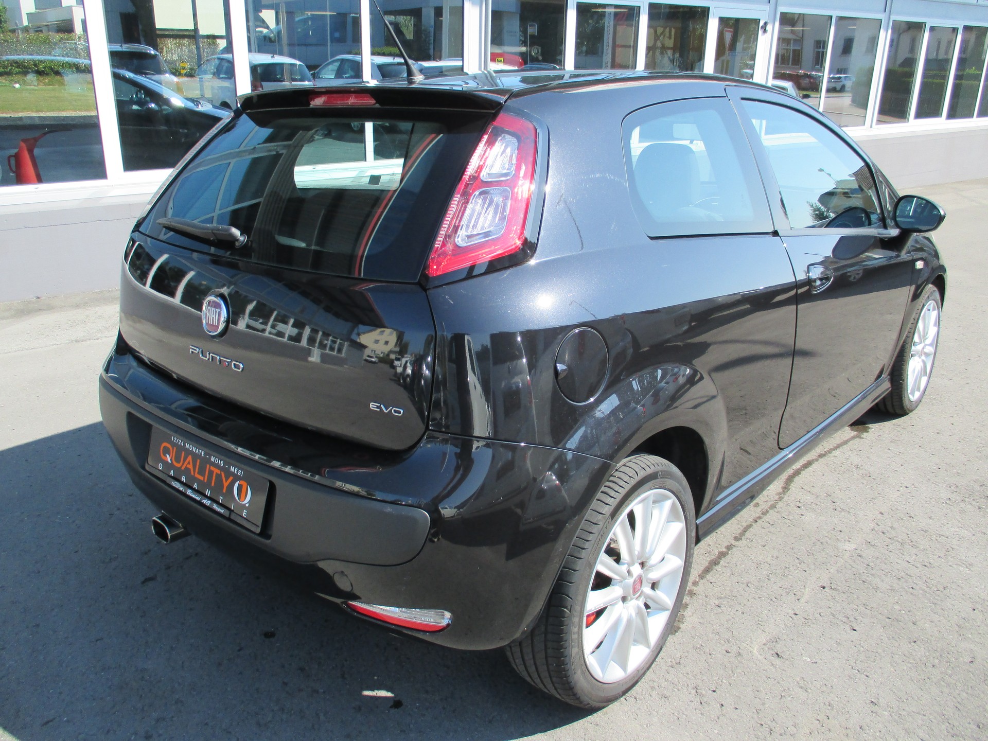 FIAT Punto Evo 1.4 16V Turbo Sport-image-4