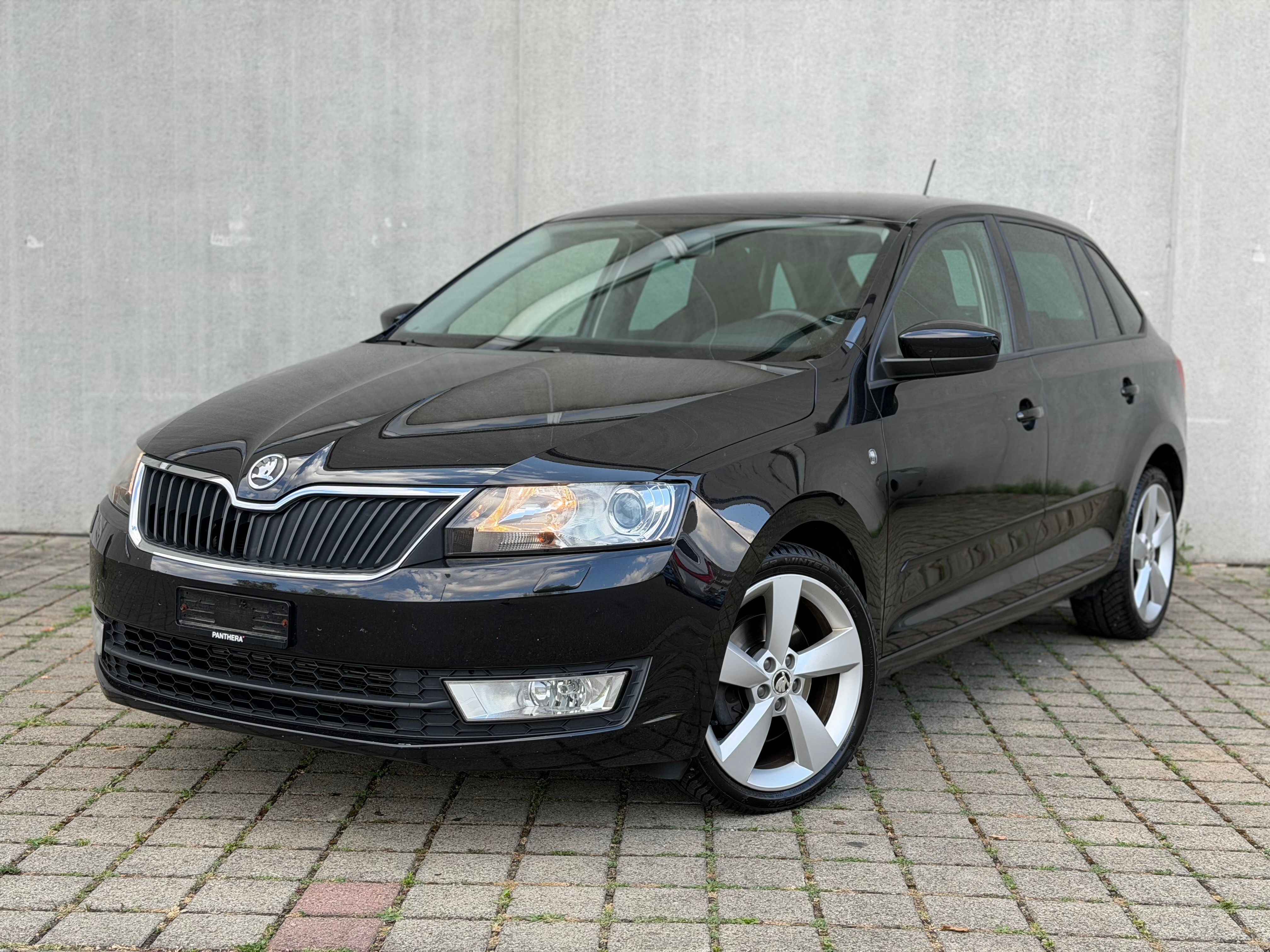 SKODA Rapid Spaceback 1.4 TSI Ambition DSG — slika 2