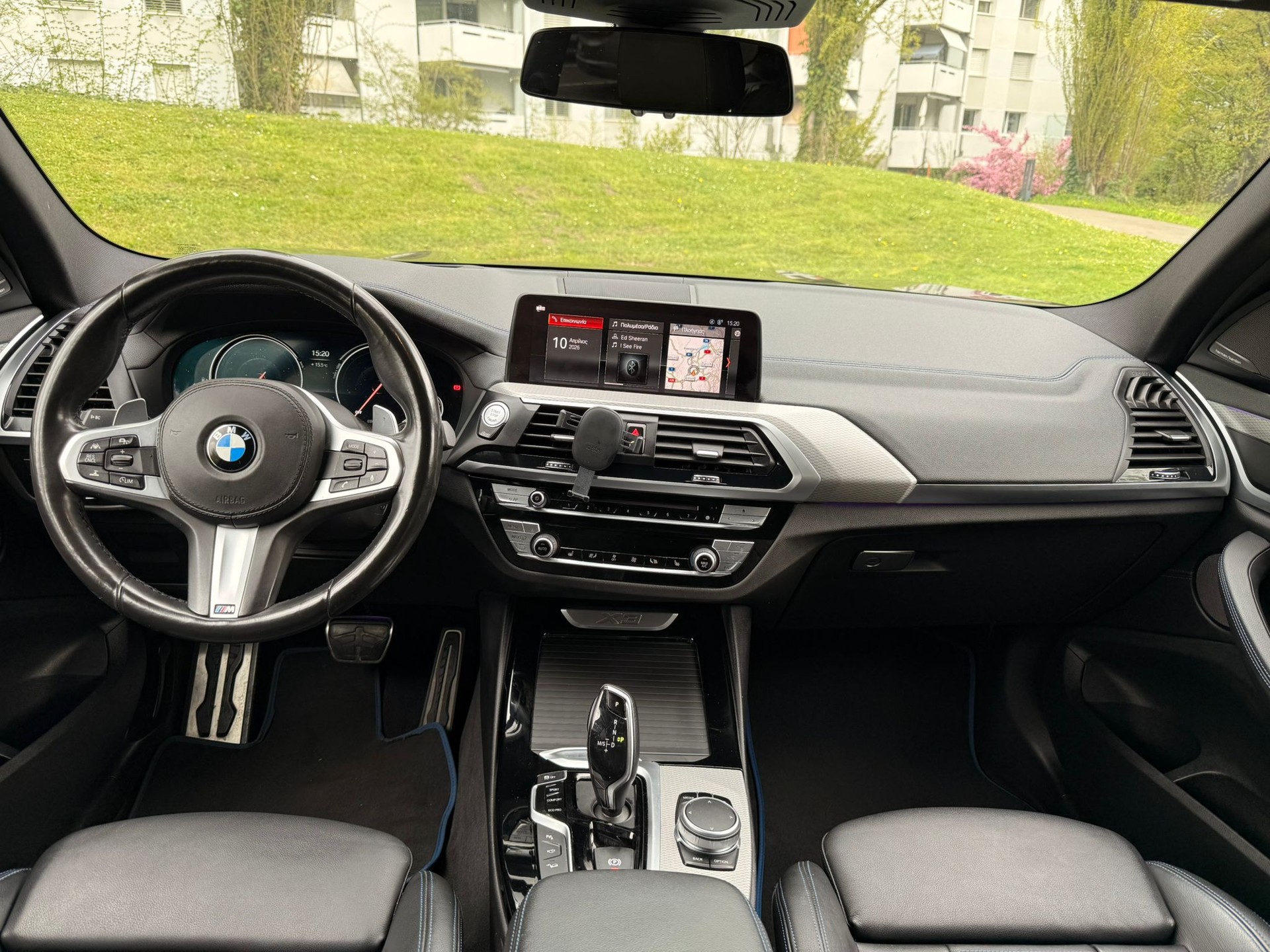 BMW 20d xDrive paddles-image-4