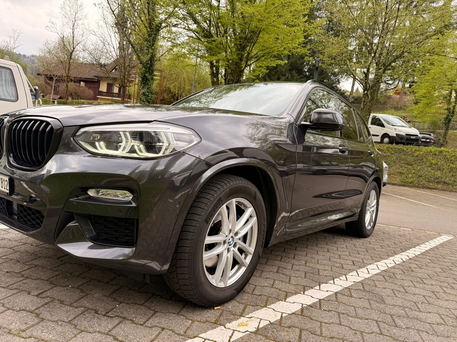 BMW 20d xDrive paddles-image-2