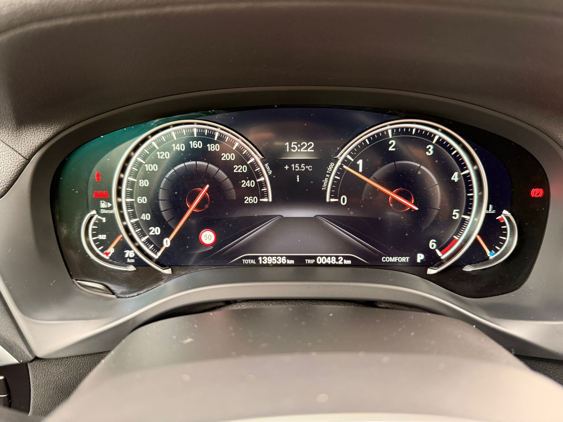 BMW 20d xDrive paddles-image-8