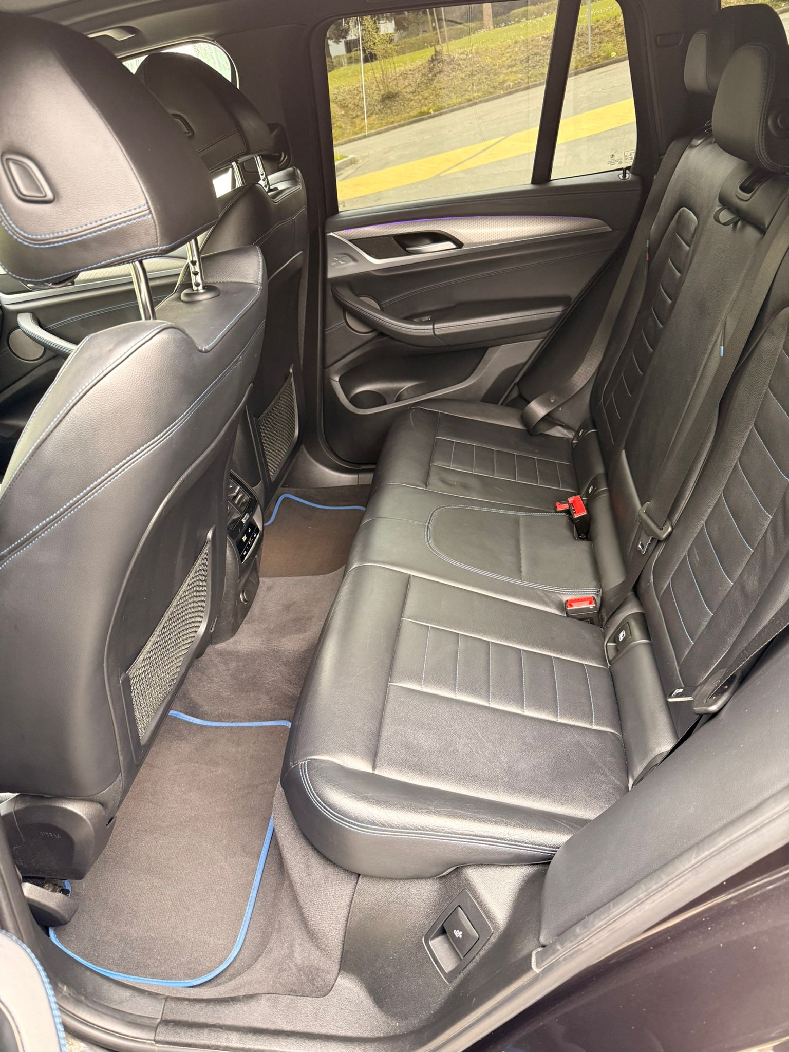 BMW 20d xDrive paddles-image-3