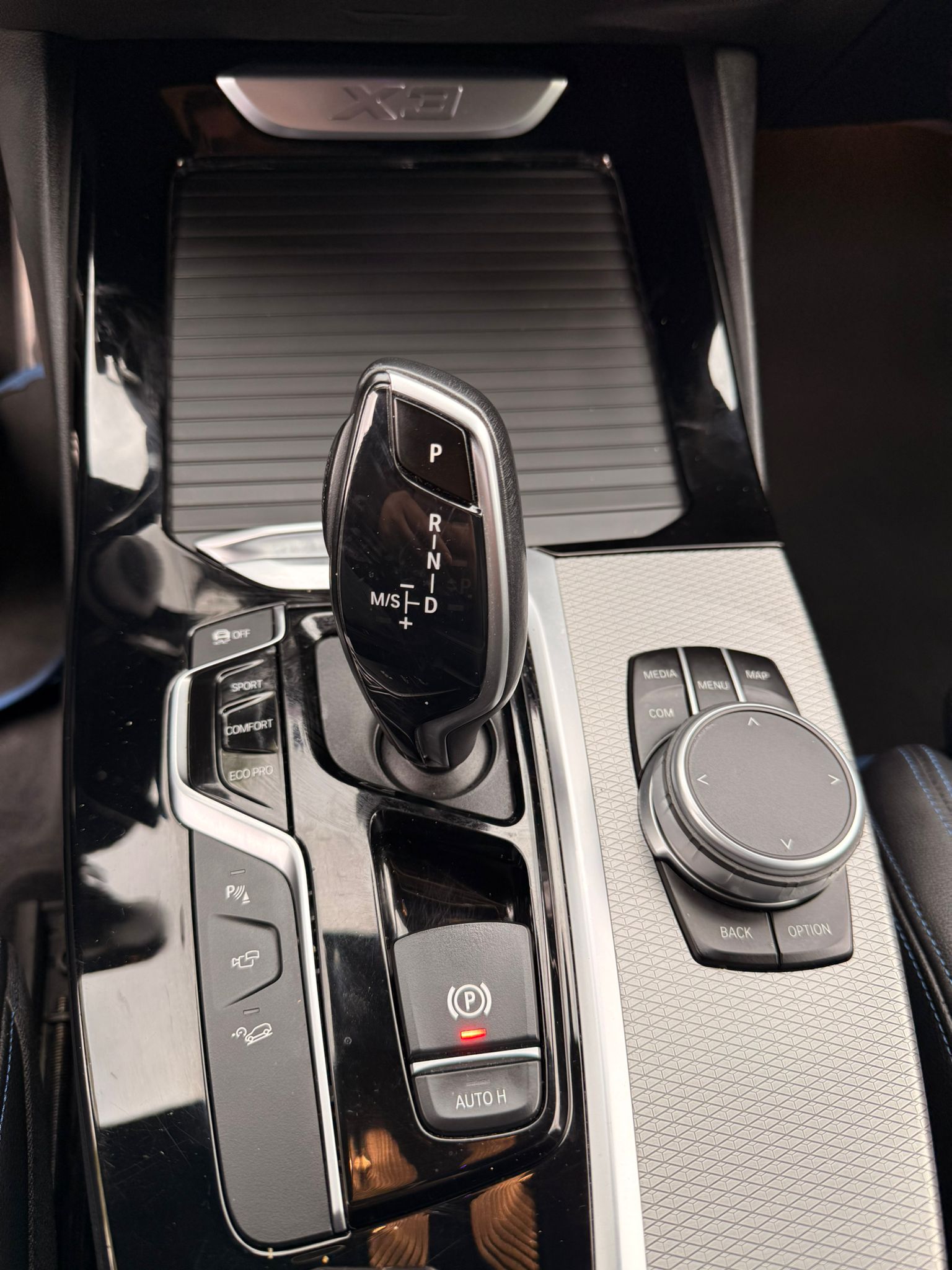 BMW 20d xDrive paddles-image-6