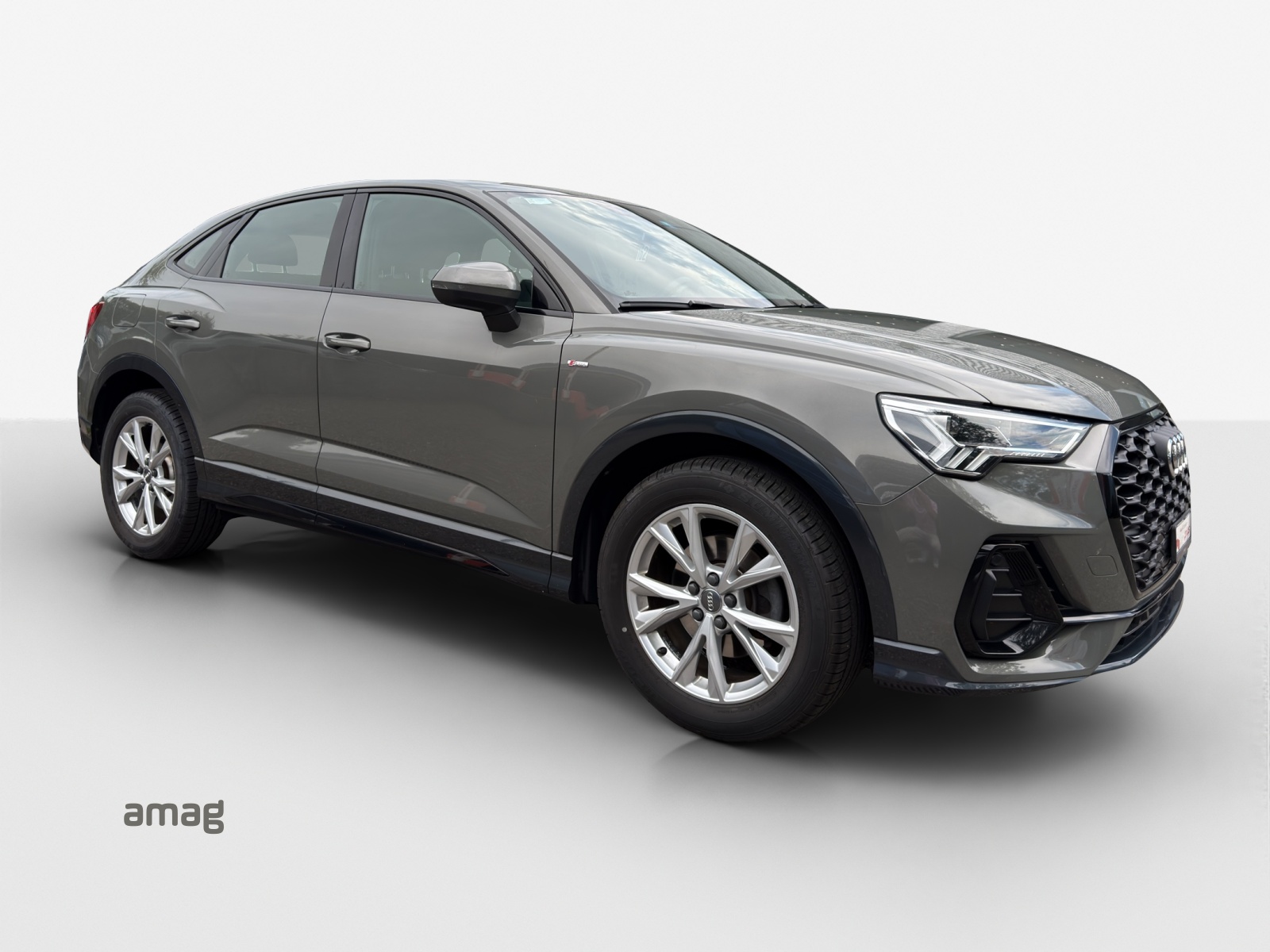 AUDI Q3 Sportback 35 TFSI S line Attraction S-tronic-image-5