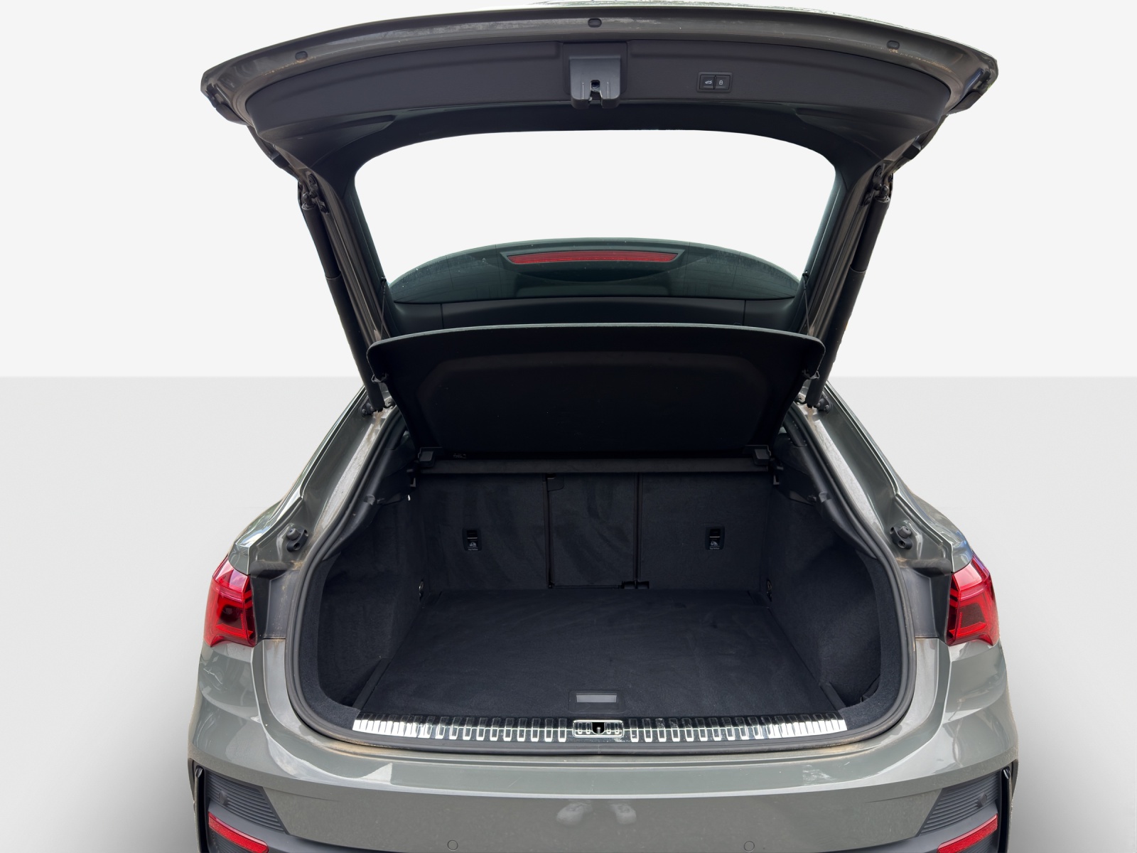 AUDI Q3 Sportback 35 TFSI S line Attraction S-tronic-image-12