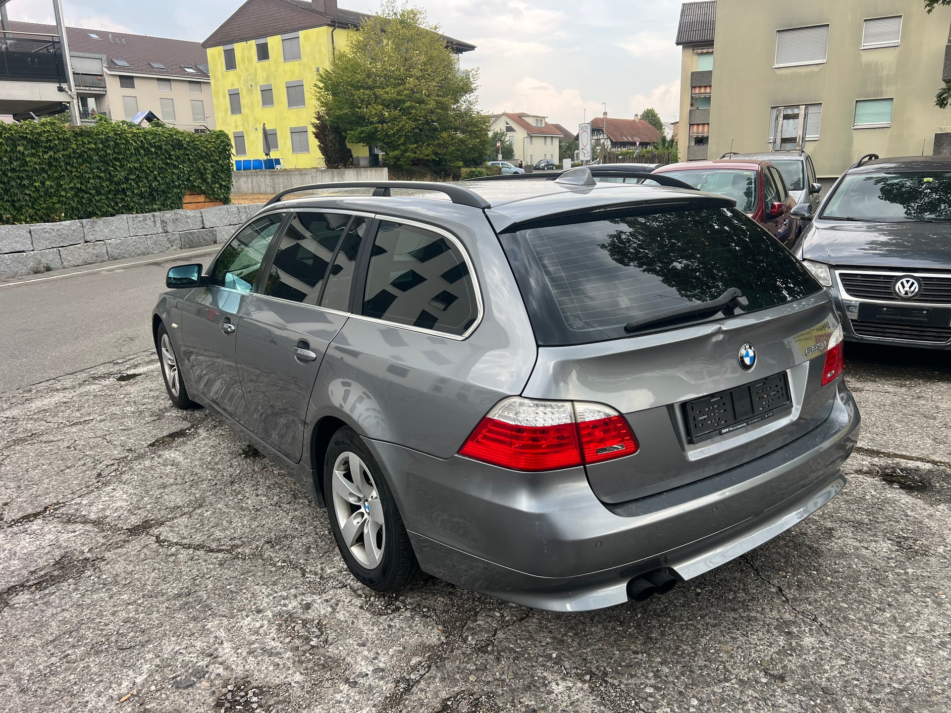 BMW 523i Touring Steptronic-image-5