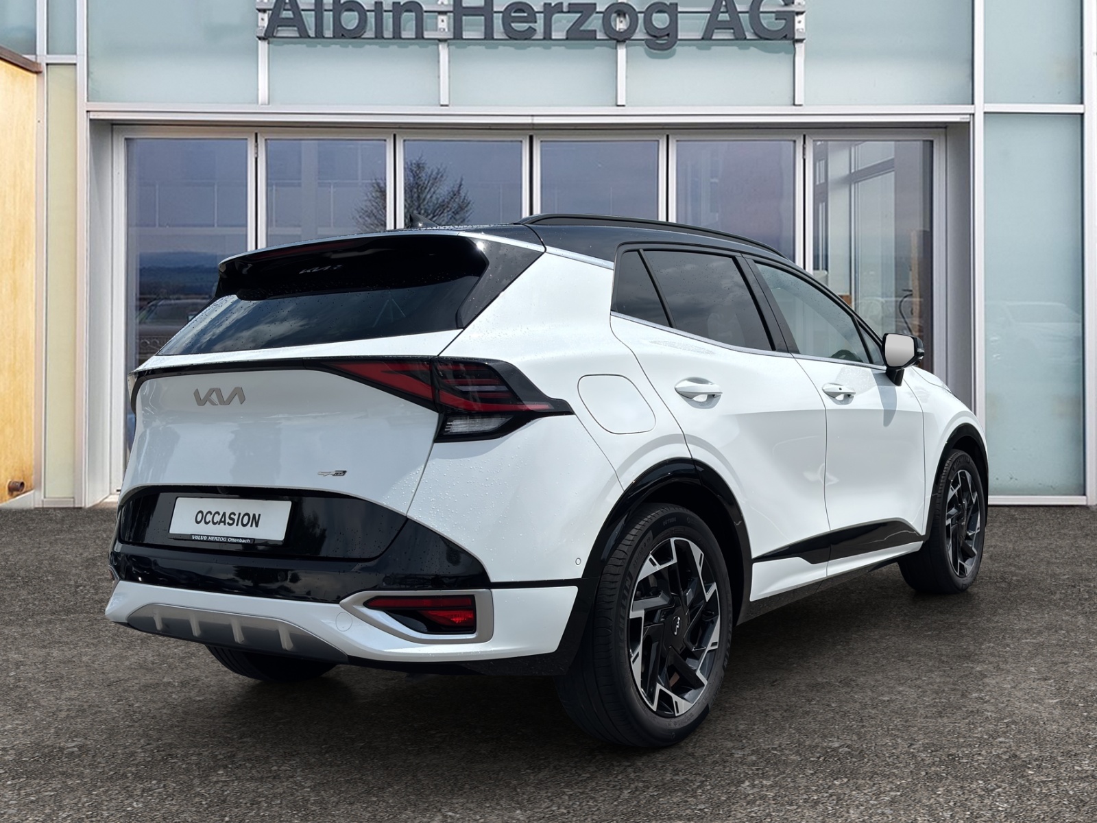 KIA Sportage 1.6 T-GDi PHEV GT-Line-image-3