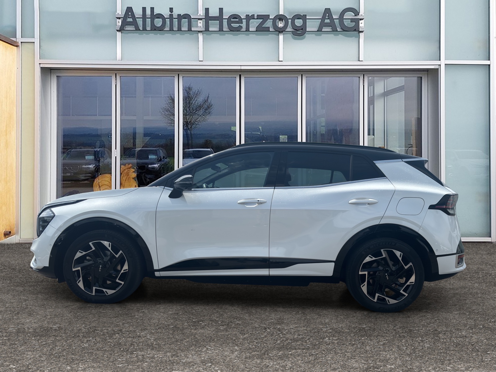 KIA Sportage 1.6 T-GDi PHEV GT-Line-image-1