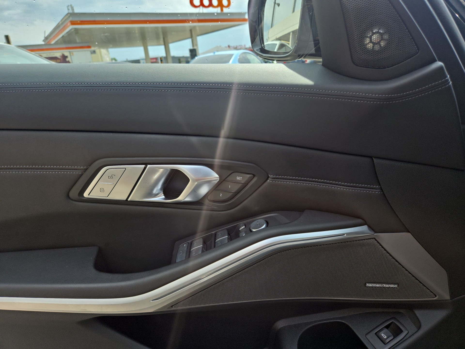 BMW M3 Touring xDrive Competition M-image-15