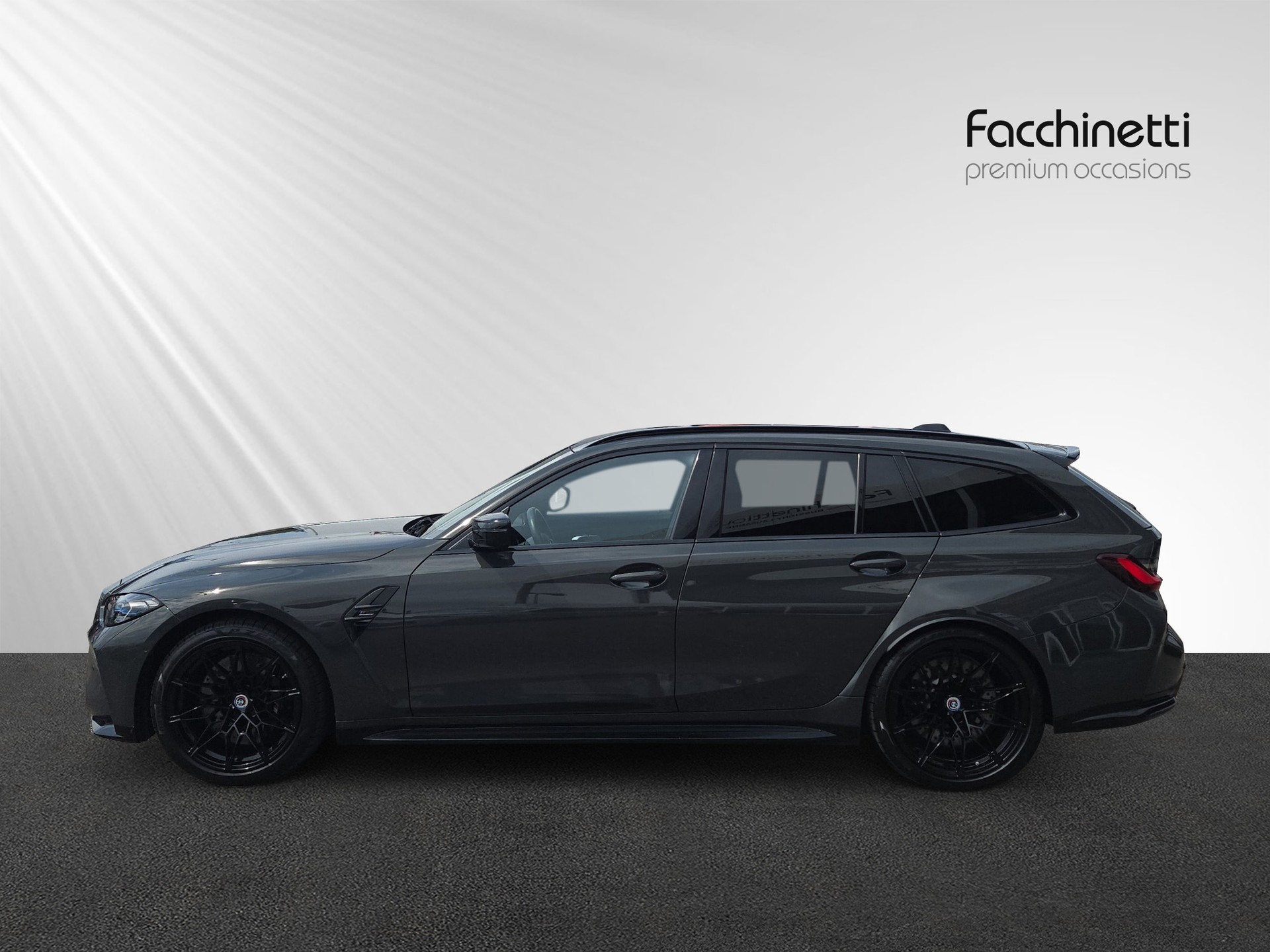 BMW M3 Touring xDrive Competition M-showroom-element-1