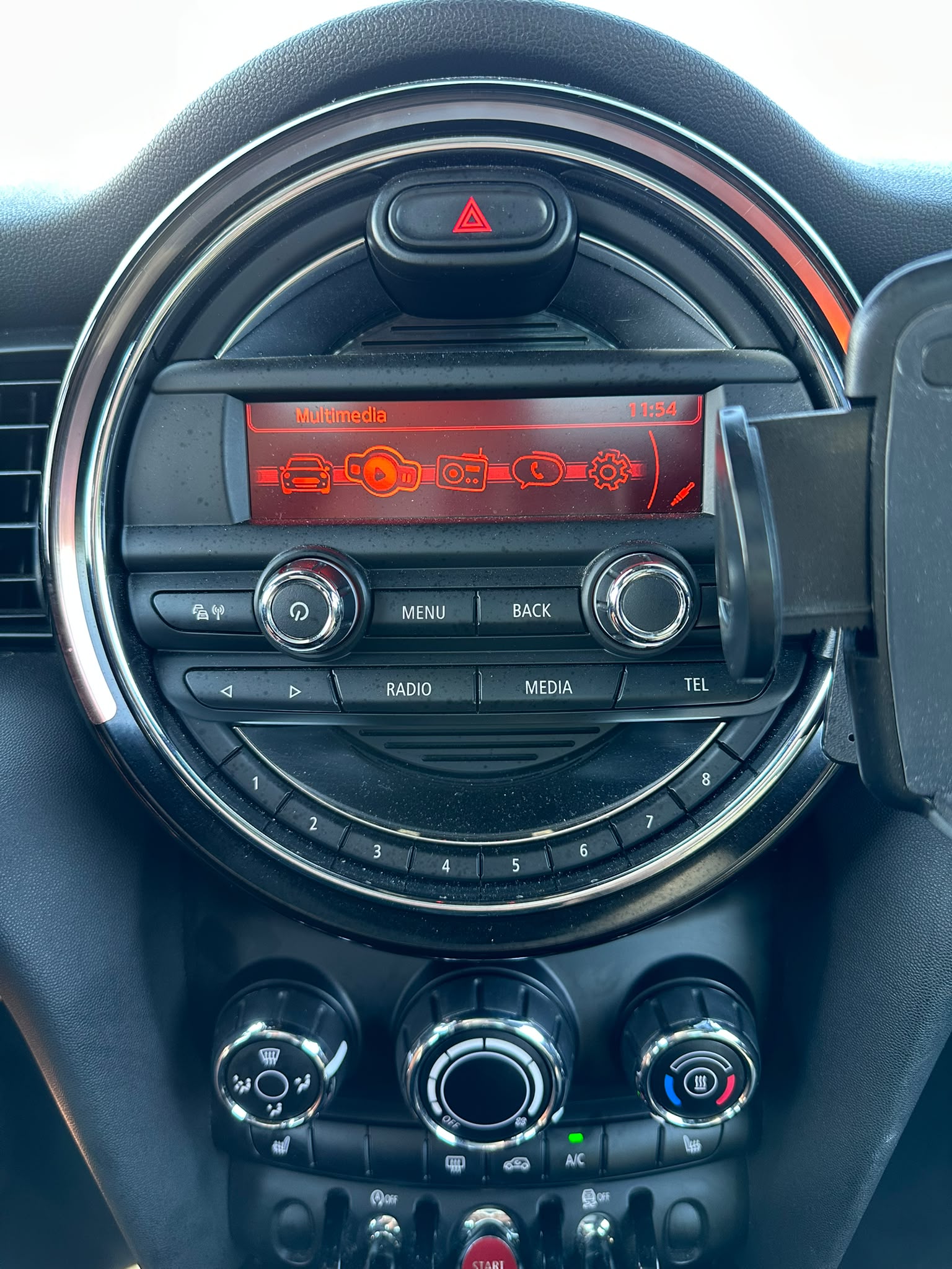 MINI Cooper Classic Edition-image-16