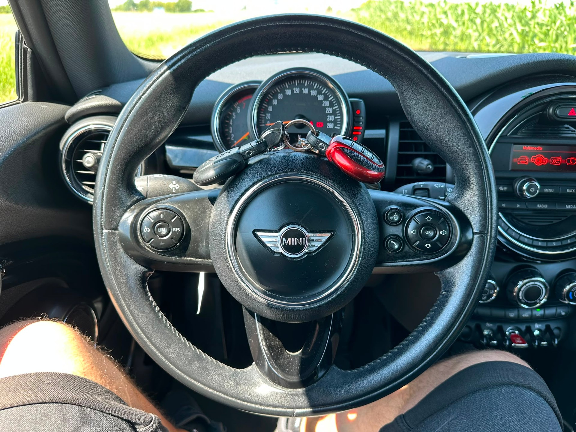 MINI Cooper Classic Edition-image-13