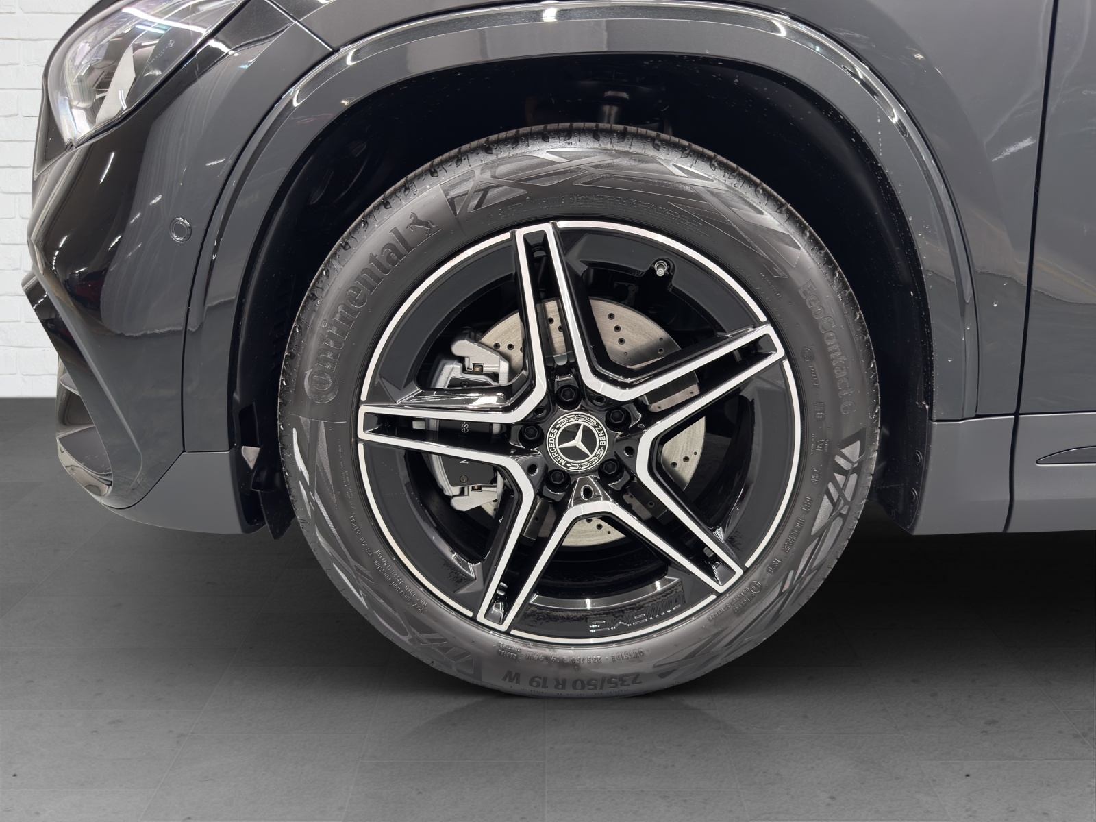 MERCEDES-BENZ GLA 220 AMG Line 4Matic-image-5