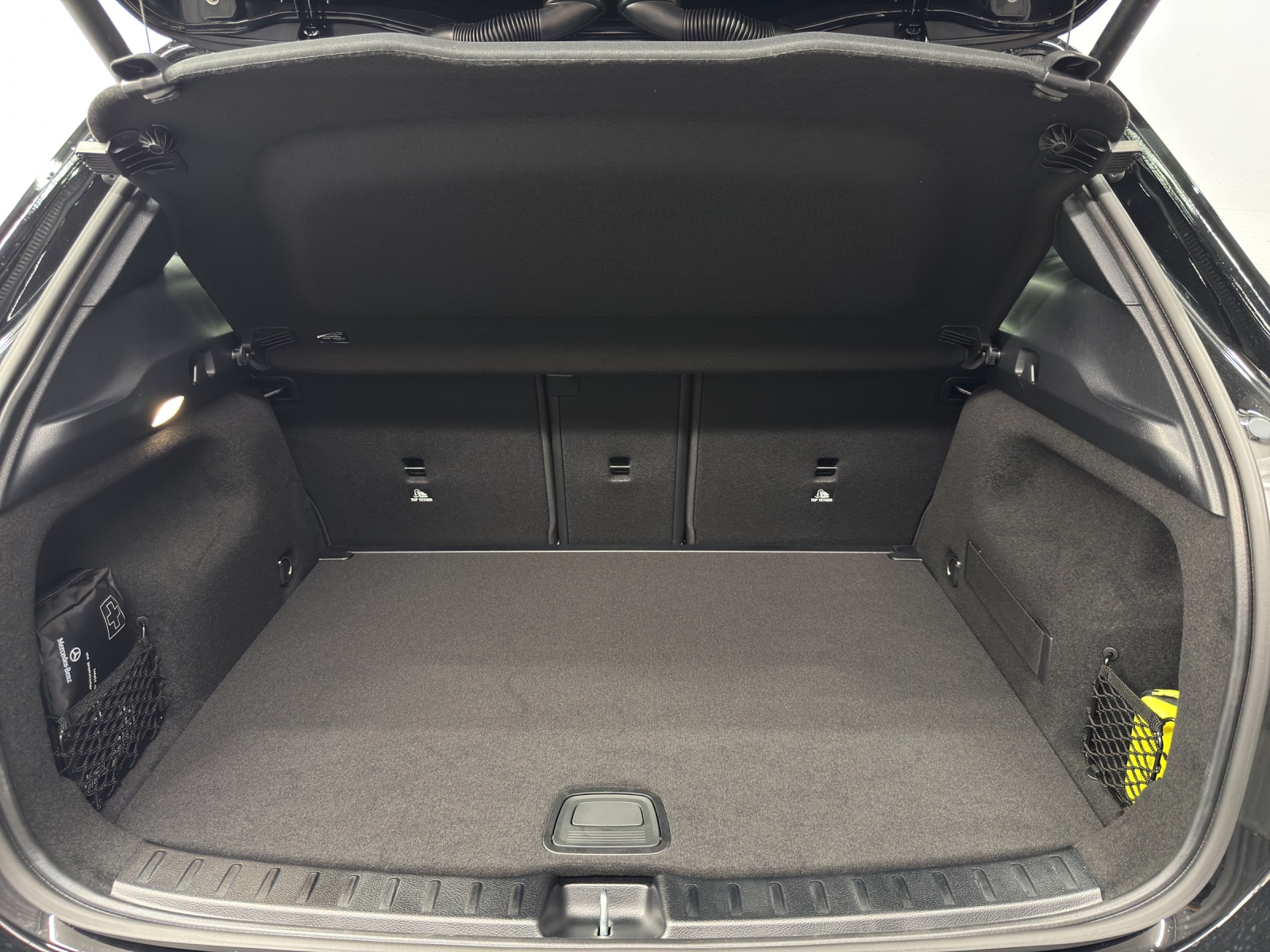 MERCEDES-BENZ GLA 220 AMG Line 4Matic-image-10