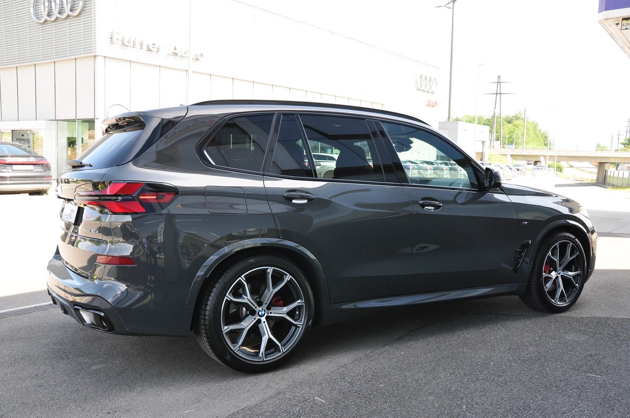 BMW X5 xDrive 48V 30d M Sport Pro Steptronic-image-8