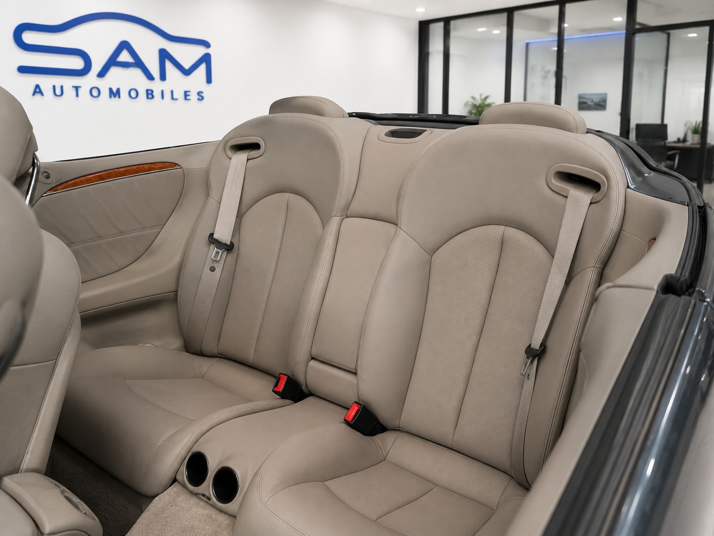 MERCEDES-BENZ CLK 500 Avantgarde Automatic-image-13