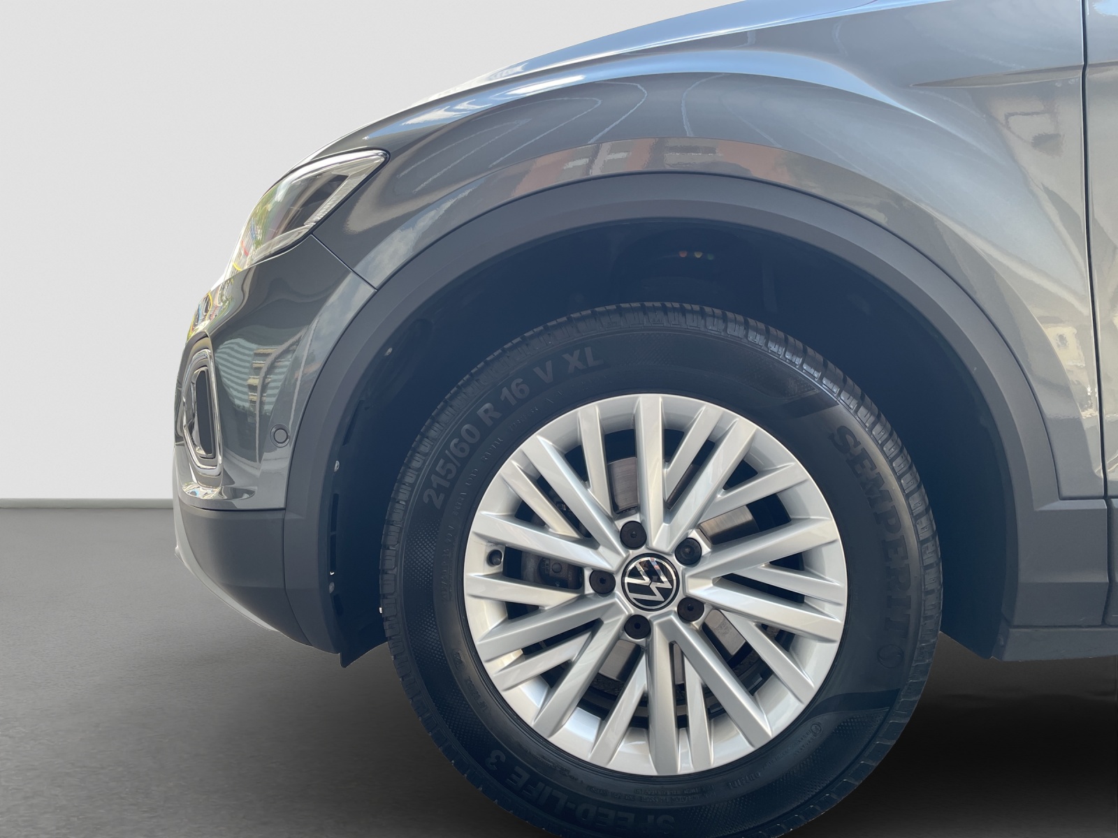 VW T-Roc 1.5 TSI EVO Life DSG-image-4